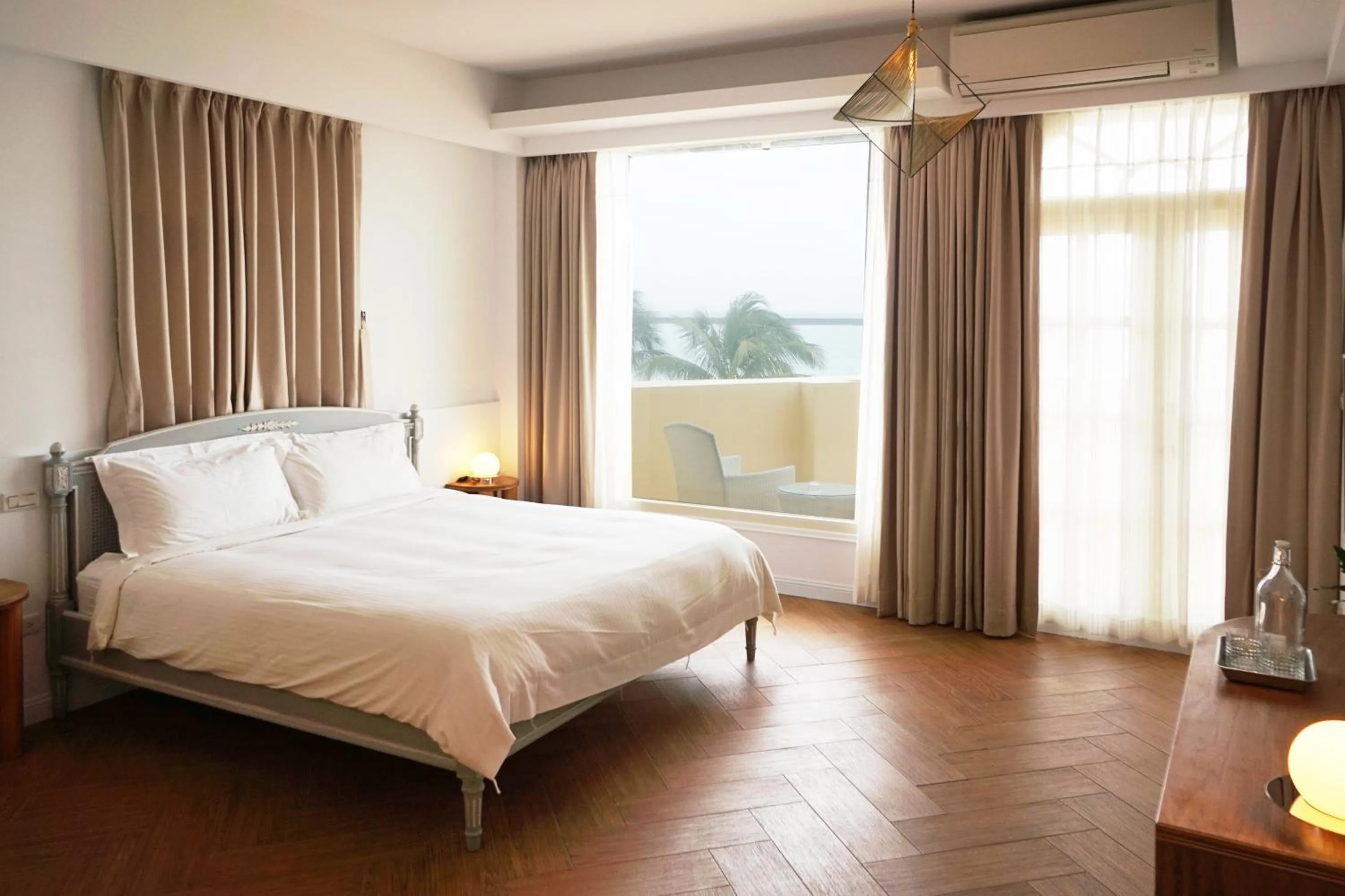 Bed in OwlStay The Salt