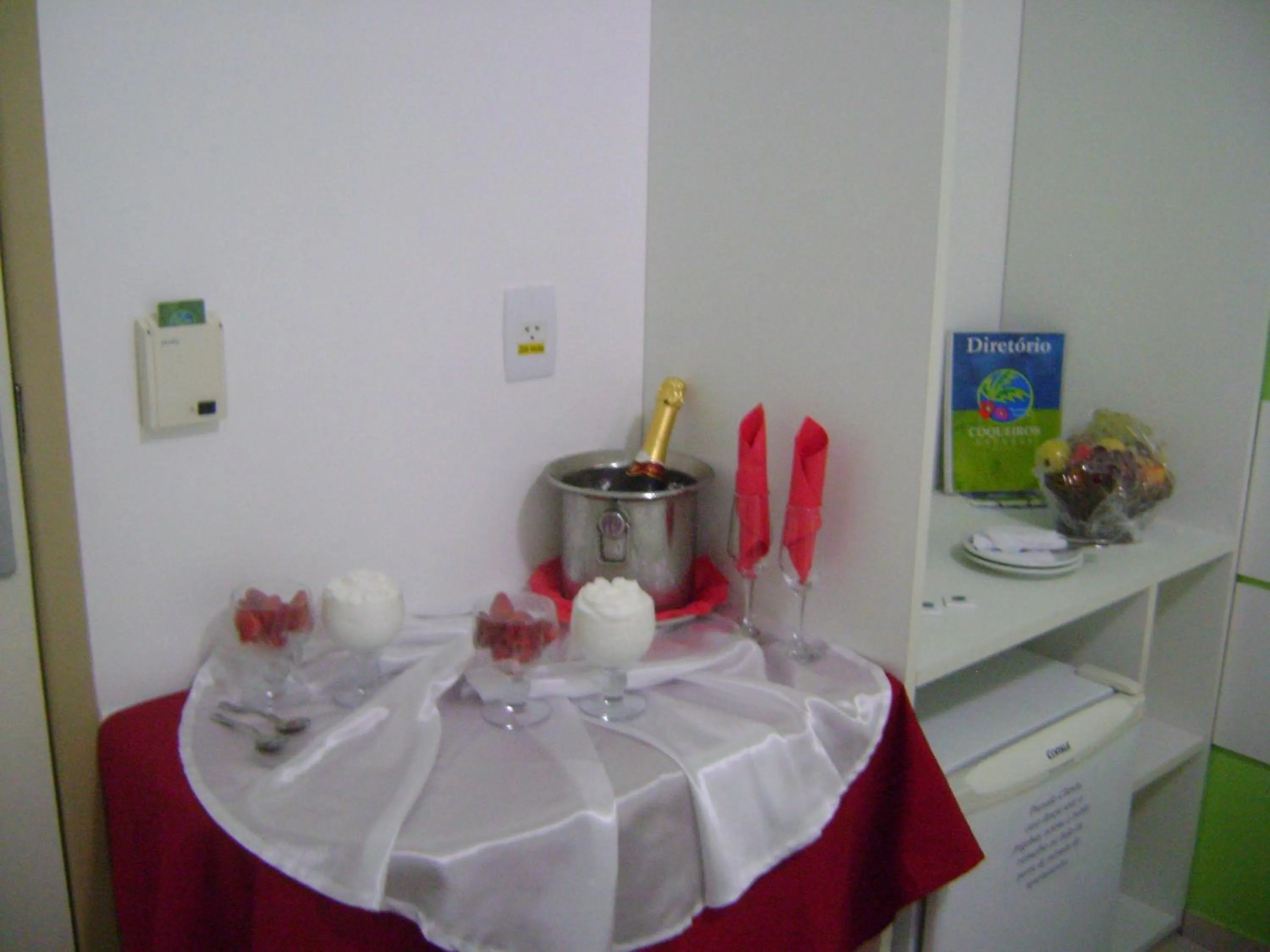 Dining area in Coqueiros Express Hotel