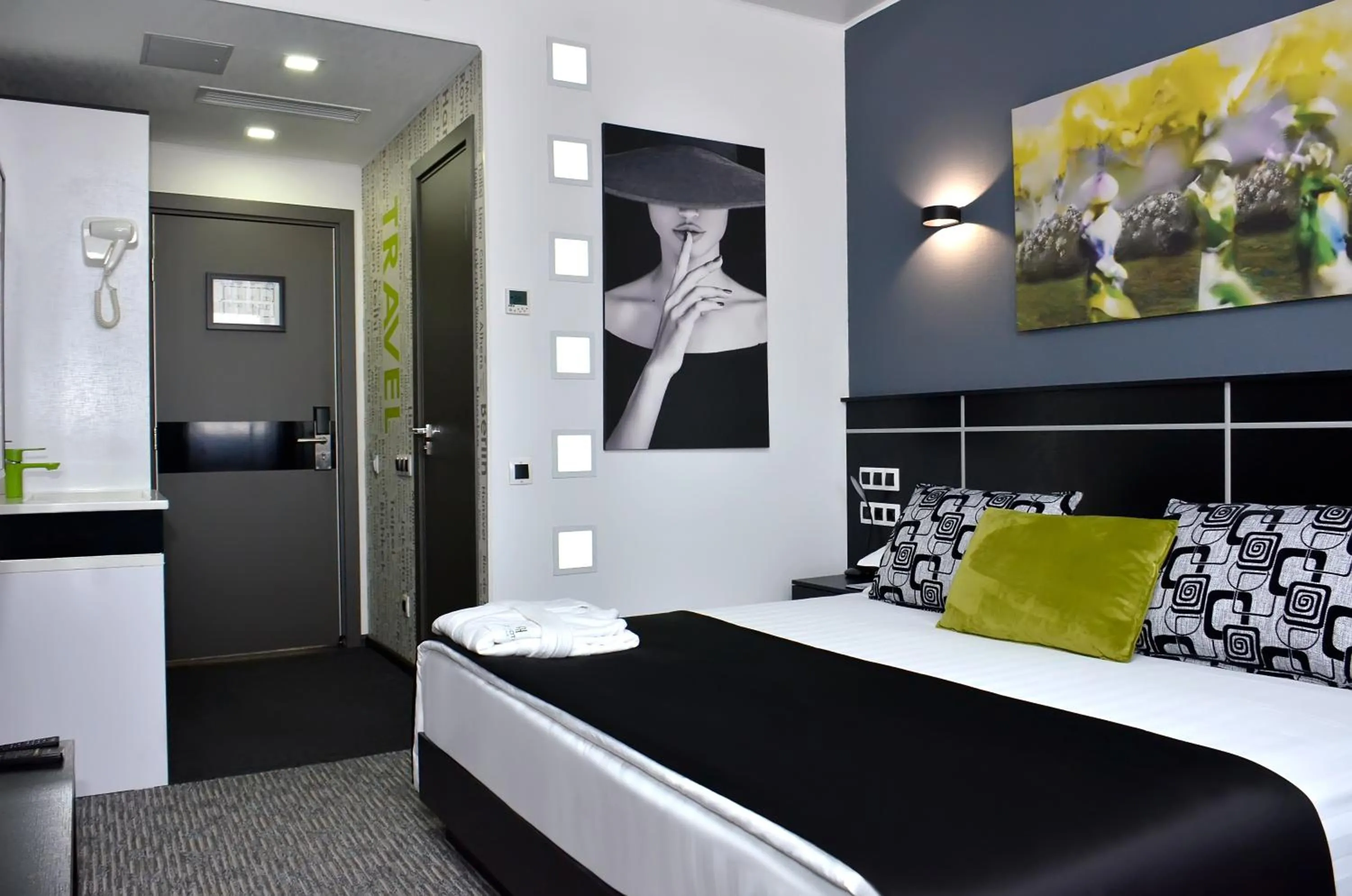 Photo of the whole room, Bed in Art Hotel Bishkek