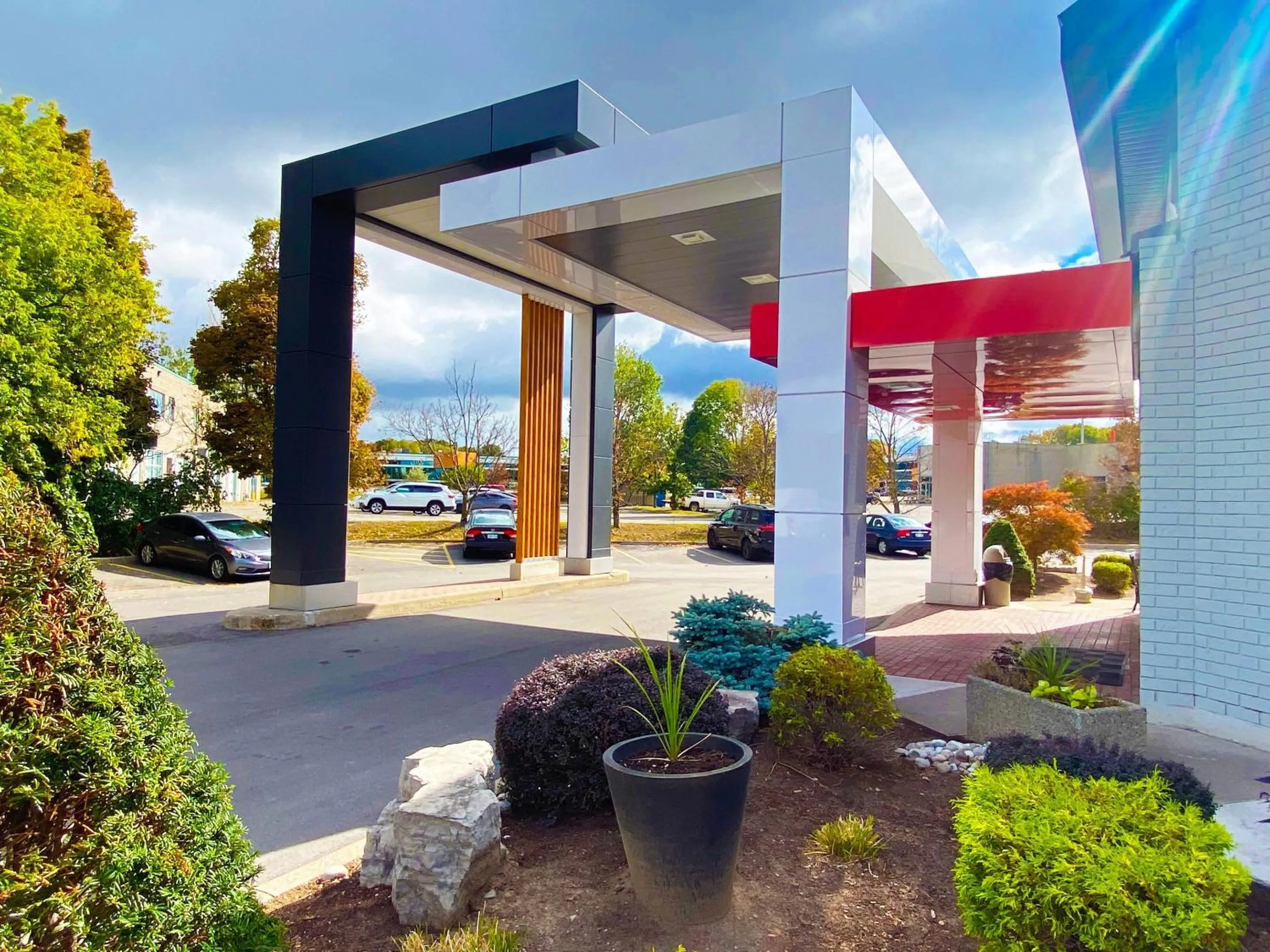 Property building in Comfort Inn