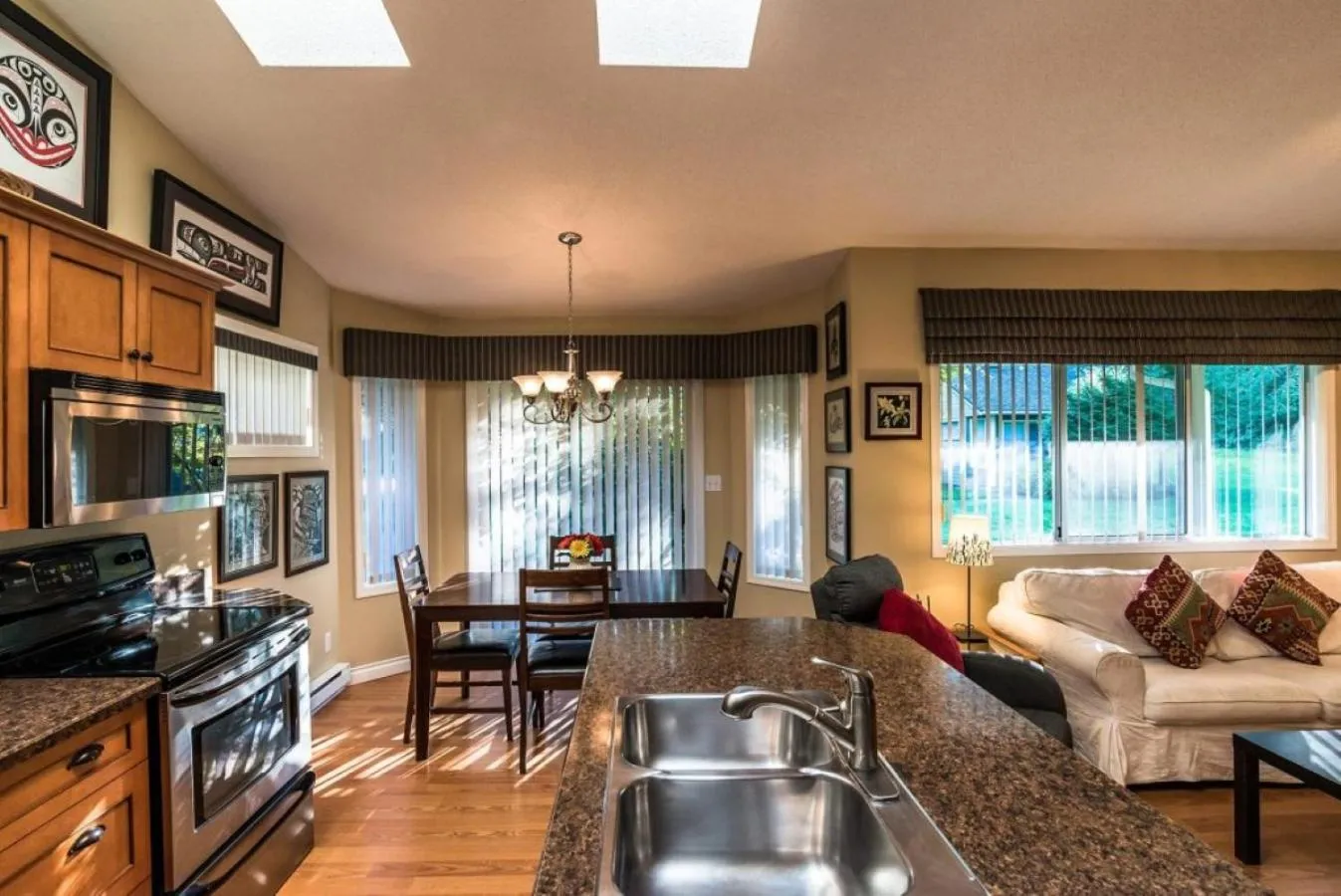Kitchen or kitchenette in Ocean Trails Resort