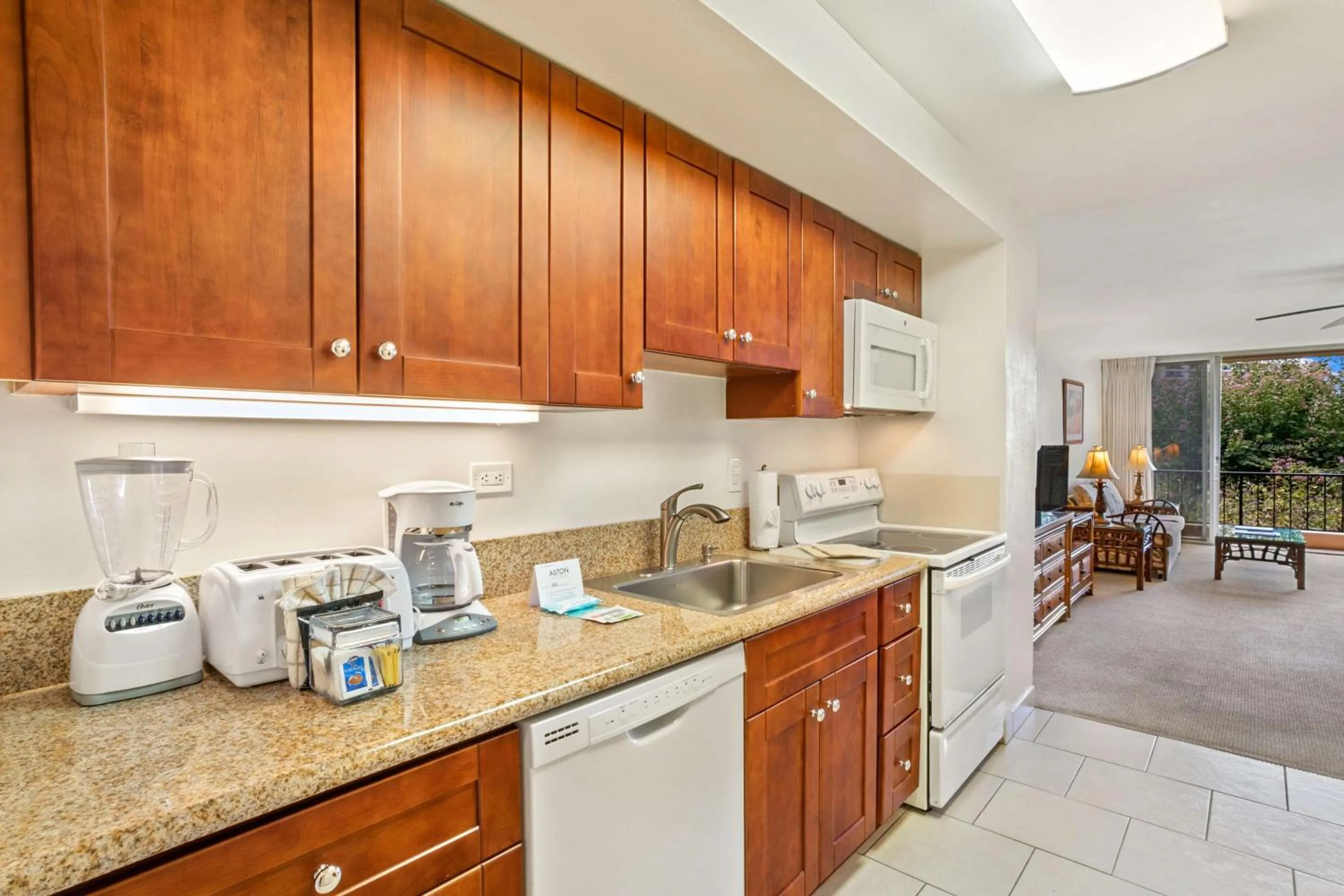 Coffee/tea facilities in Aston Maui Kaanapali Villas