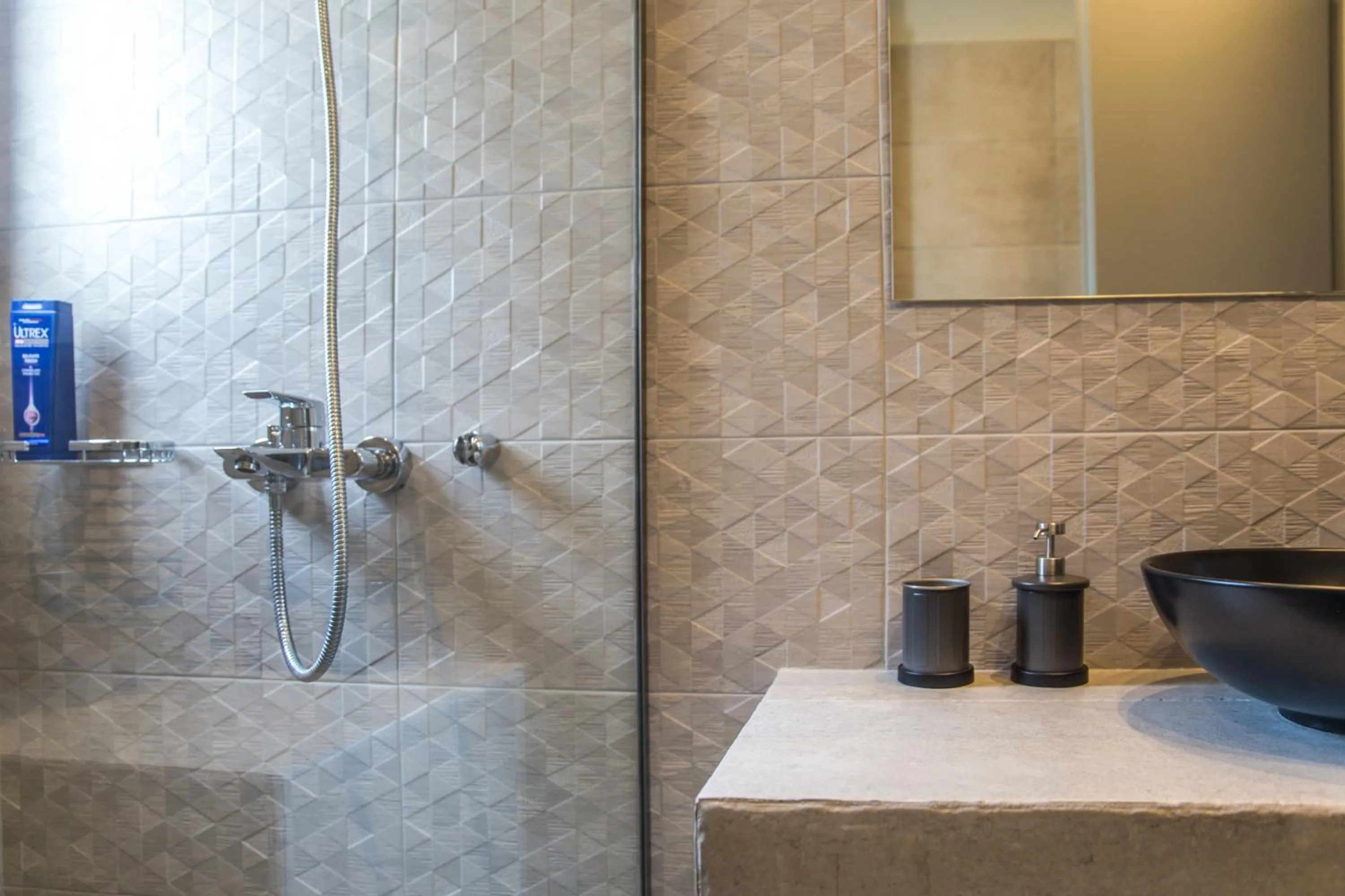 Shower in Athens Life