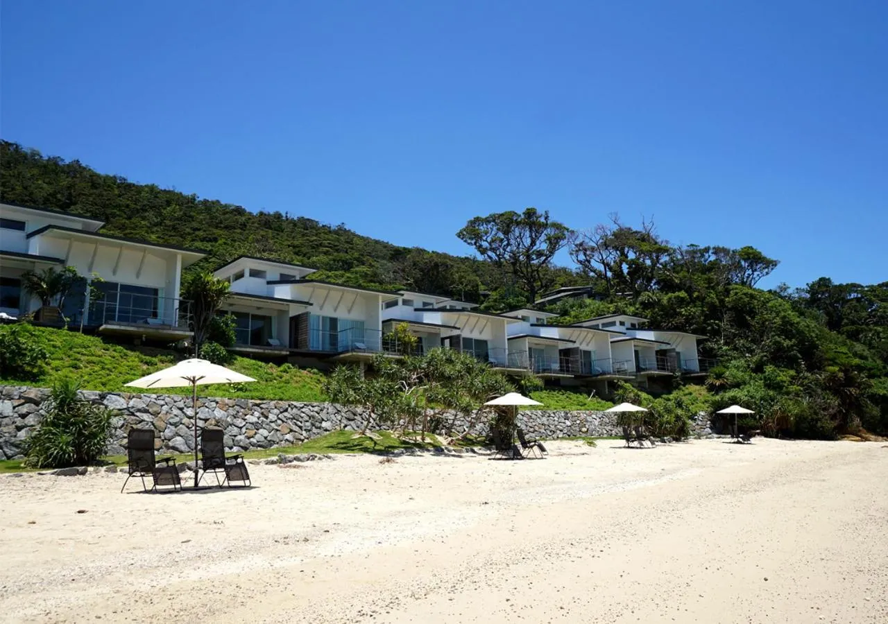 Facade/entrance in Miru Amami