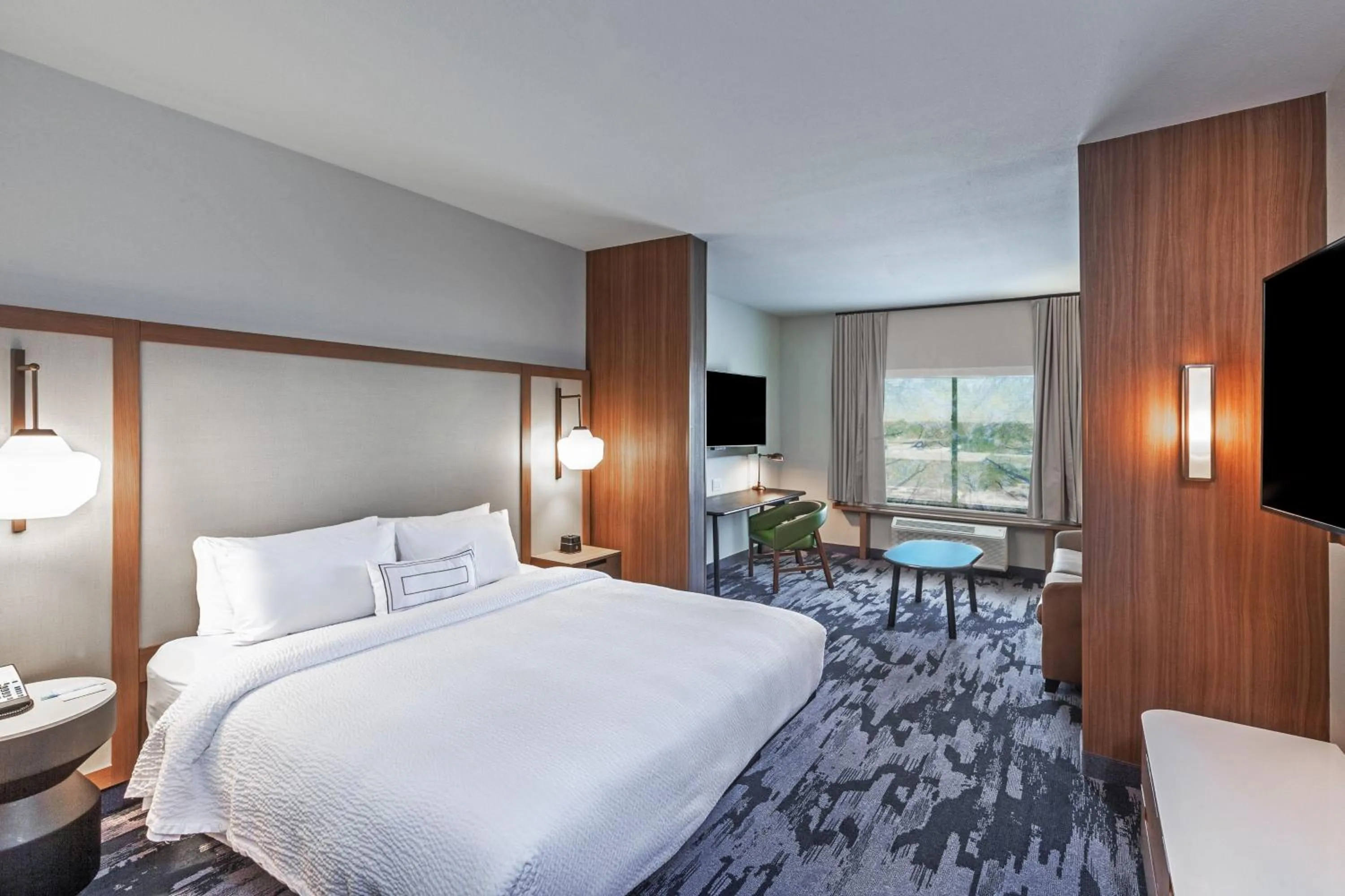 Photo of the whole room, Bed in Fairfield Inn & Suites by Marriott Liberal