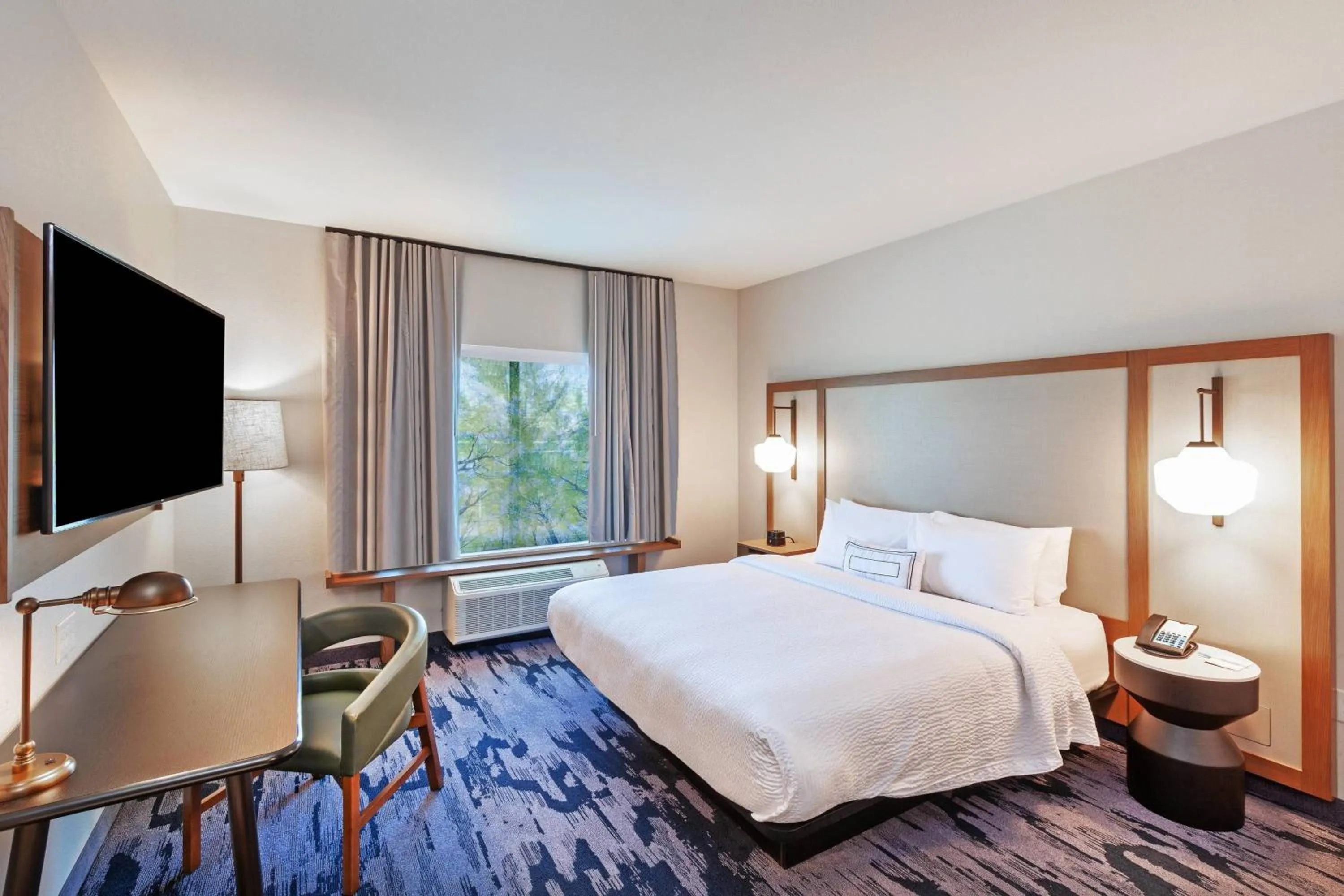 Photo of the whole room, Bed in Fairfield Inn & Suites by Marriott Liberal