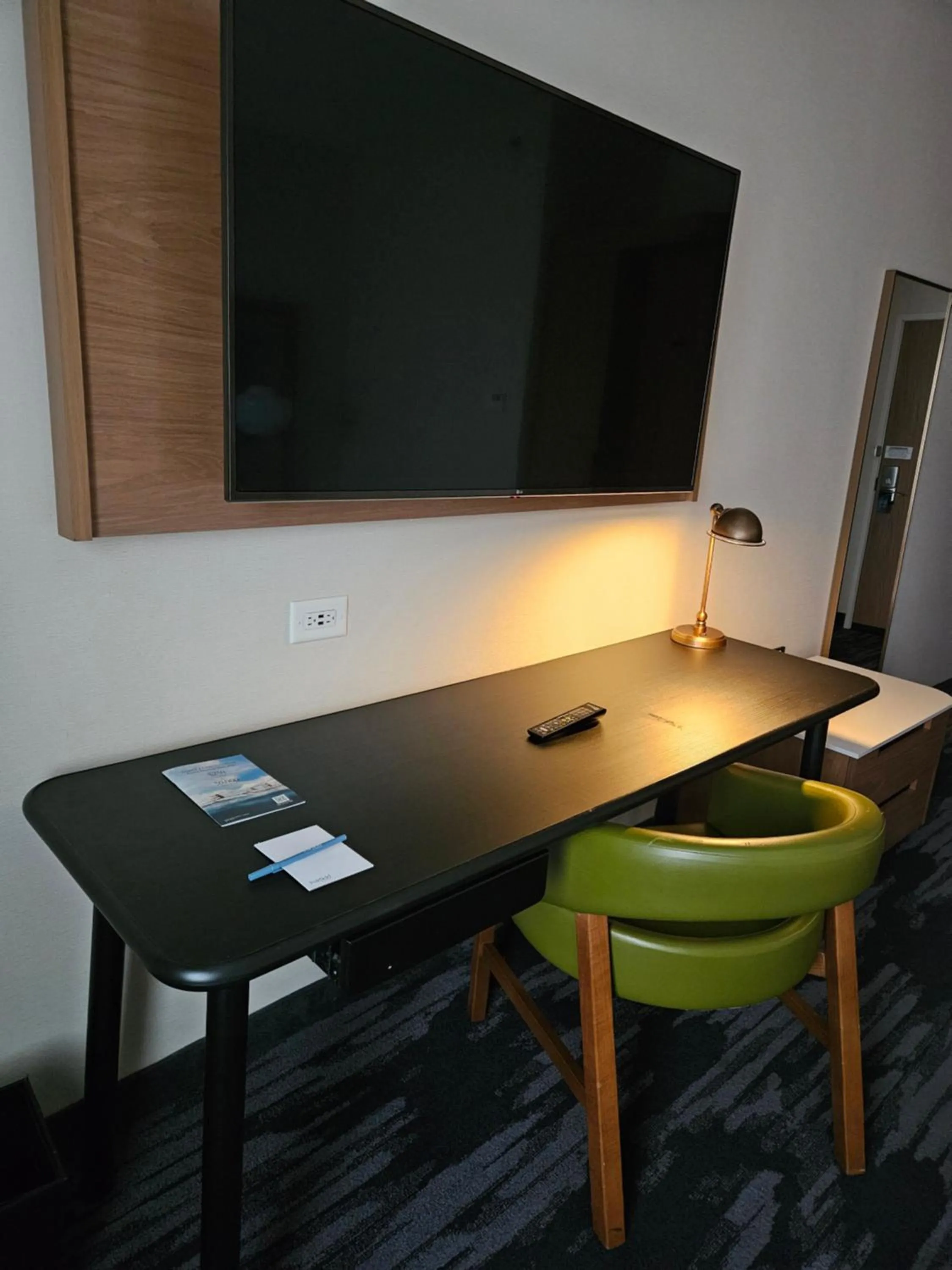Seating area in Fairfield Inn & Suites by Marriott Athens