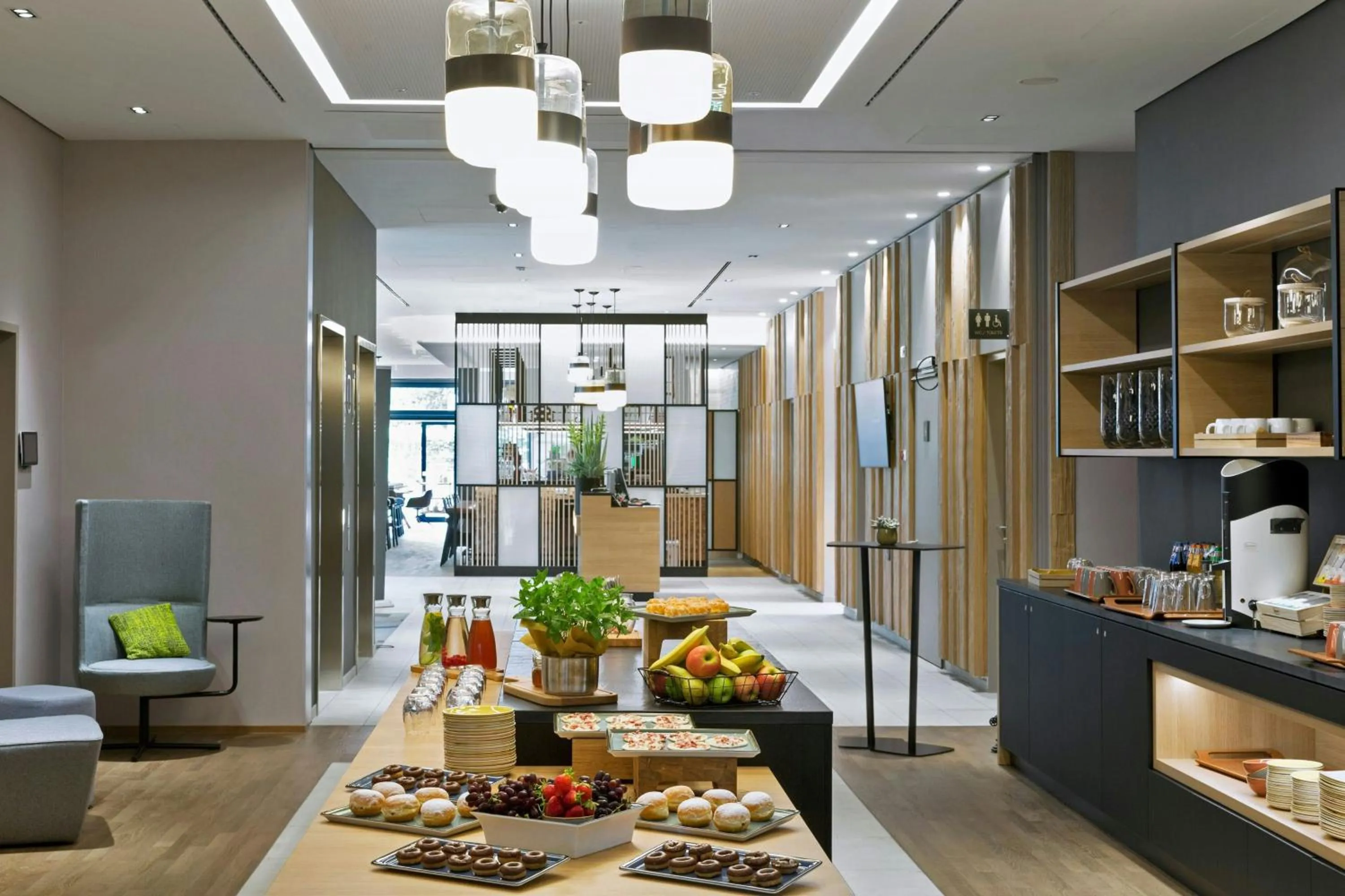 Restaurant/places to eat in Courtyard by Marriott Oberpfaffenhofen Munich South