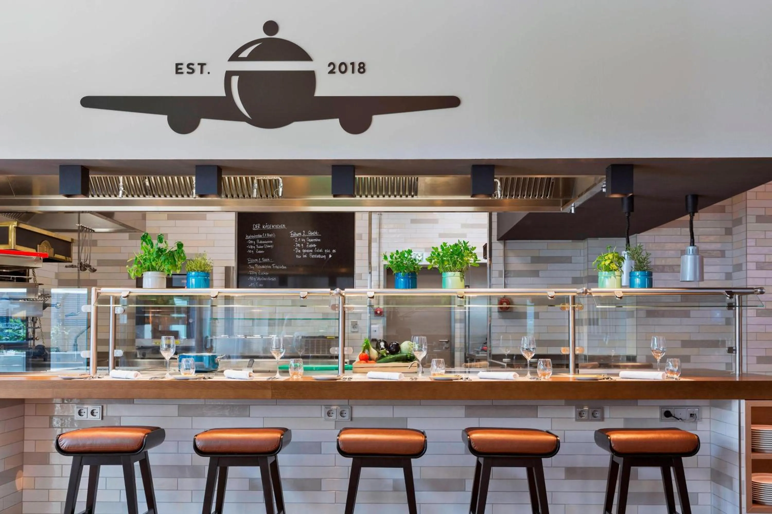 Lounge or bar in Courtyard by Marriott Oberpfaffenhofen Munich South