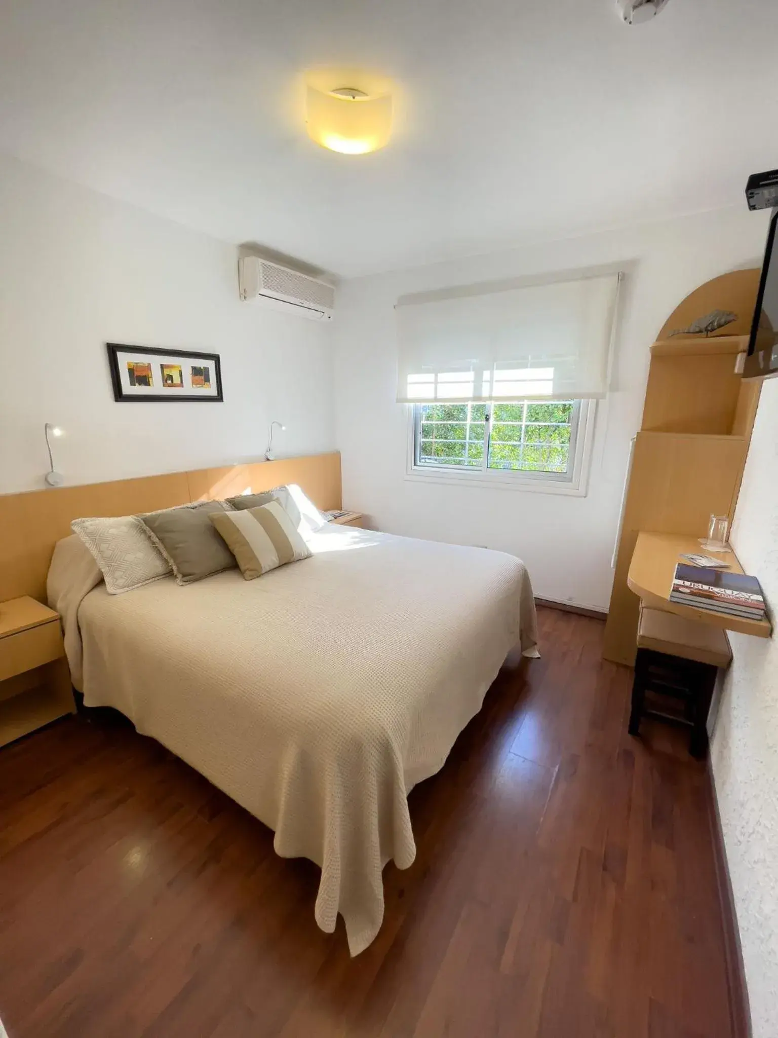 Bed in Hotel Ajax Bed in Hotel Ajax