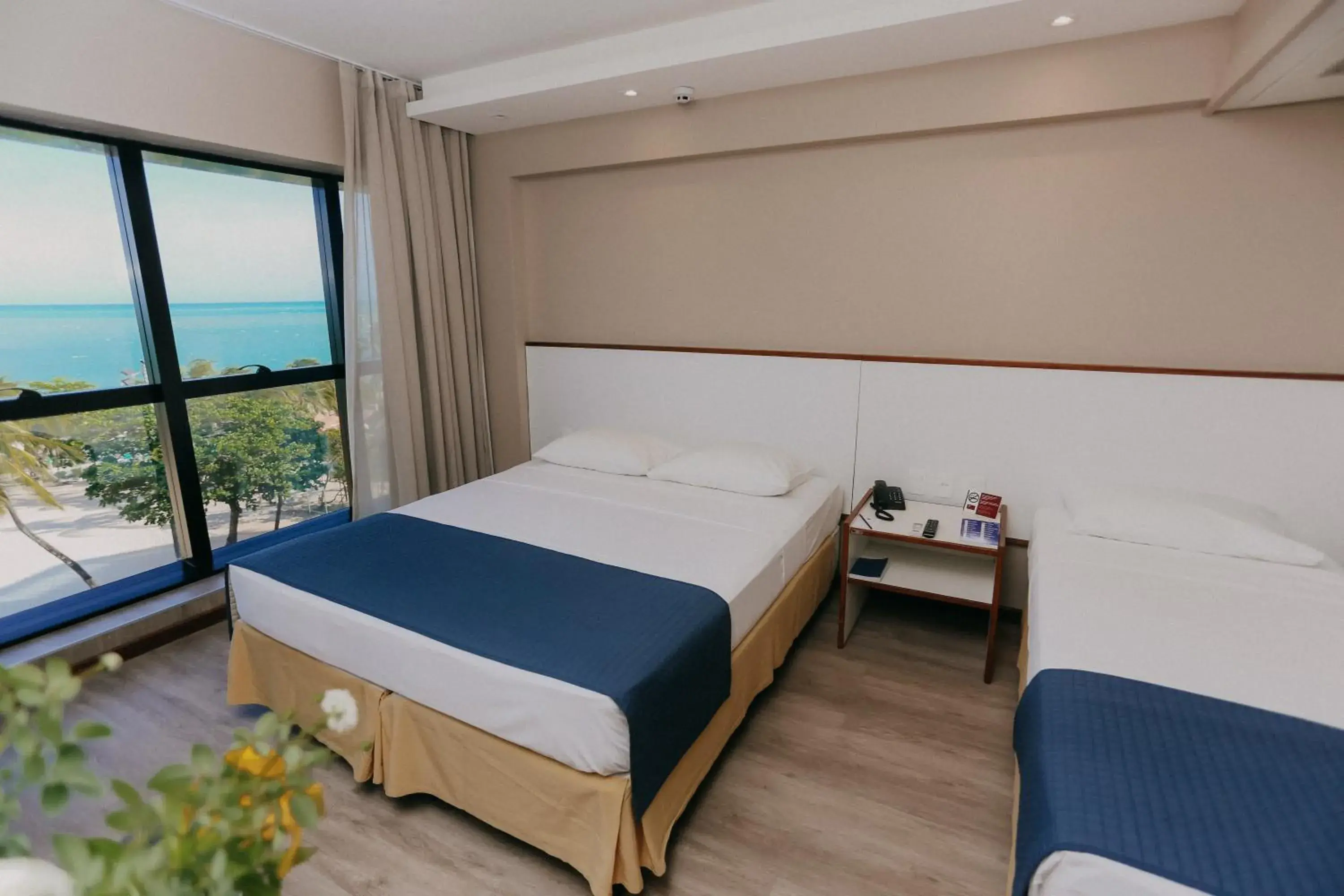 Property building, Bed in Pajuçara Praia Hotel Property building, Bed in Pajuçara Praia Hotel