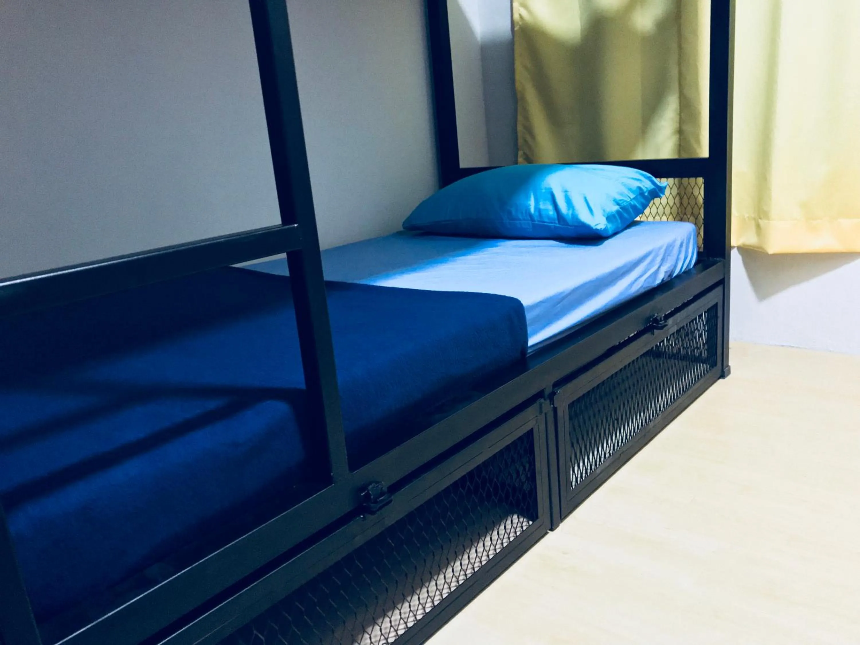Bed in The Good Travelers Hostel - KL Airport
