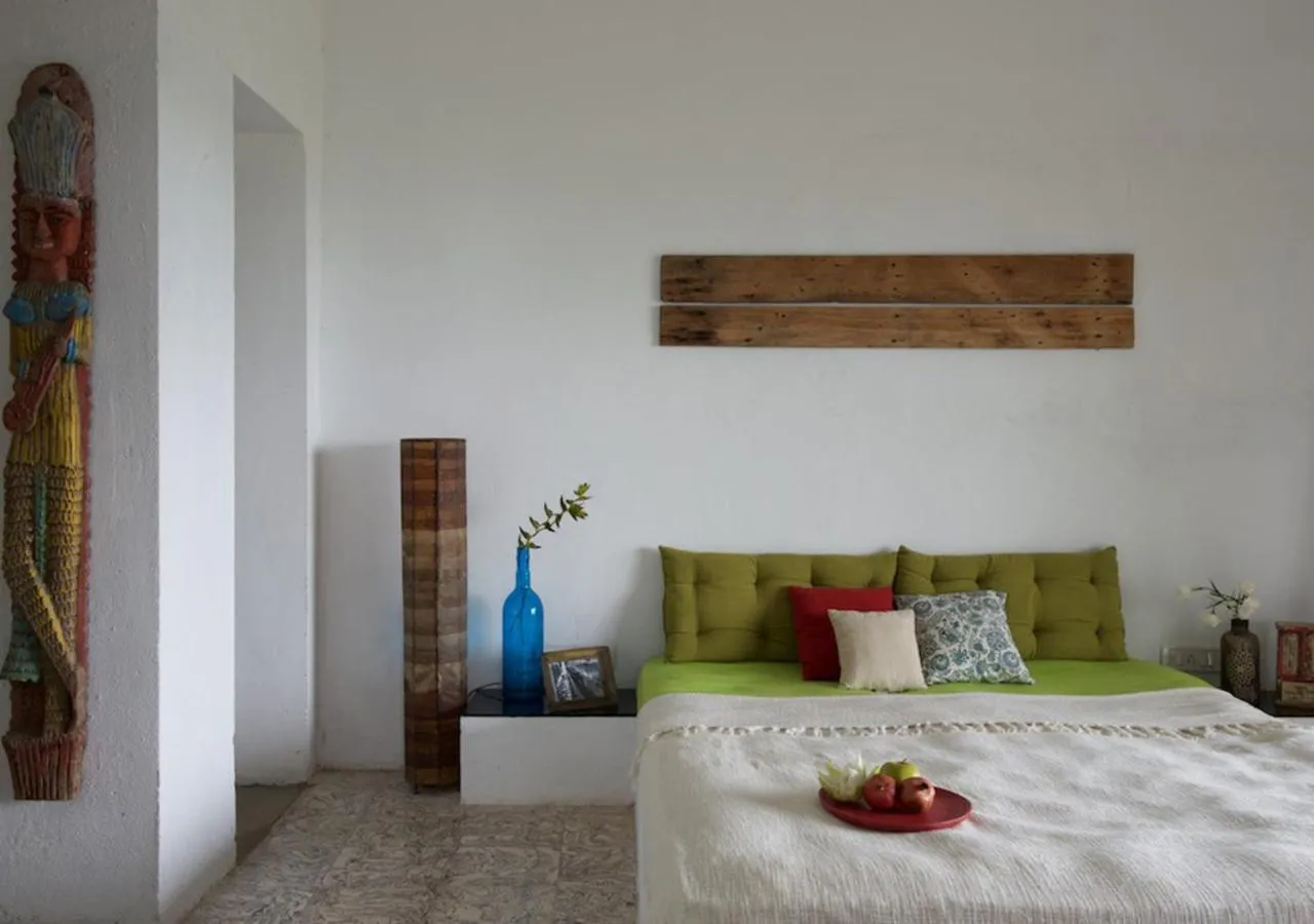 Bedroom, Bed in Bungalow 89 by StayVista - A hill-view villa adorned with eclectic interiors for a truly unique & captivating stay
