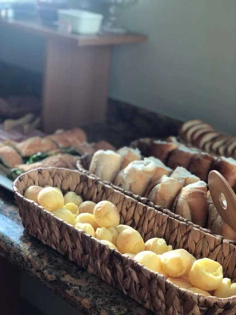 Buffet breakfast in Pousada Condado Brasileiro