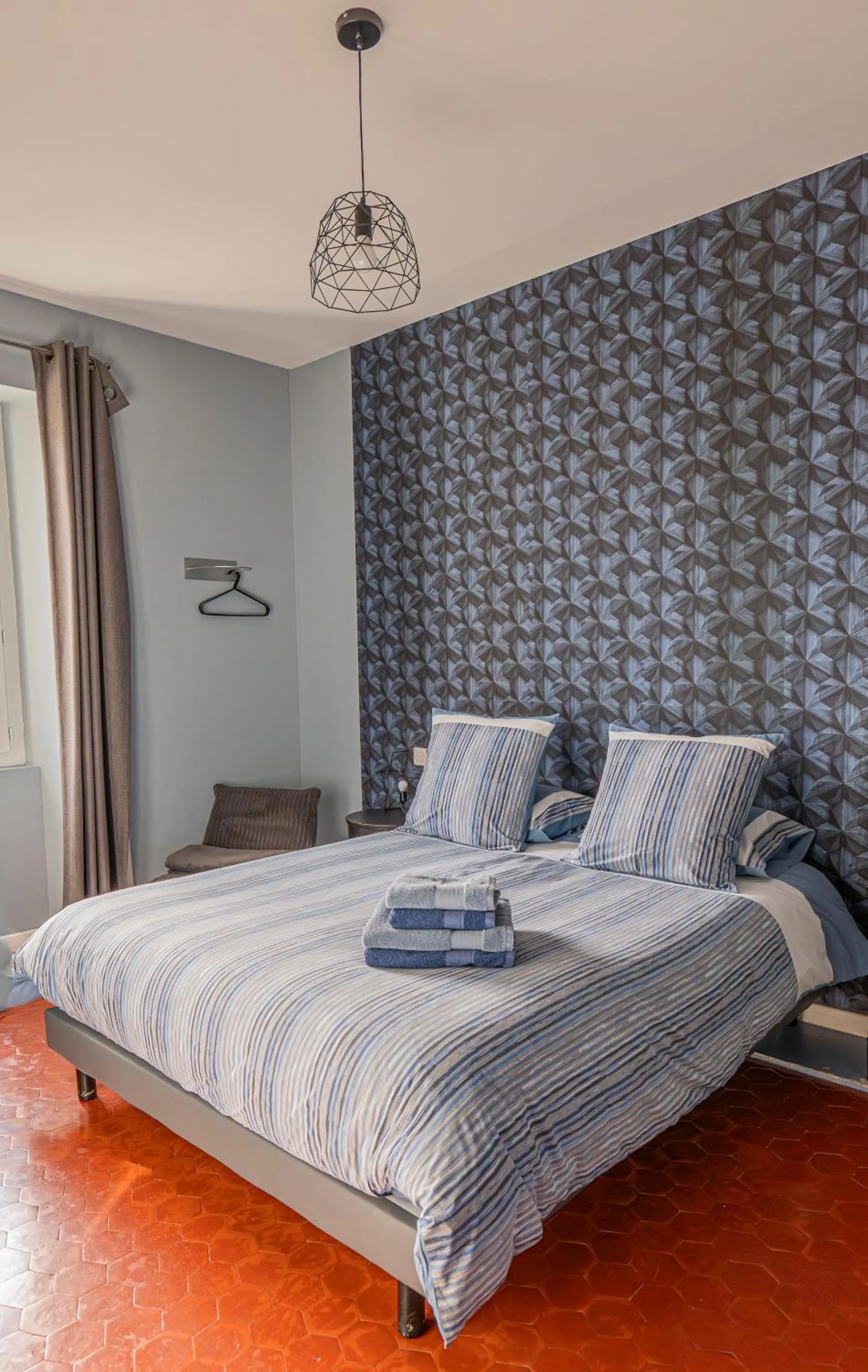 Bed in Effets Personnels