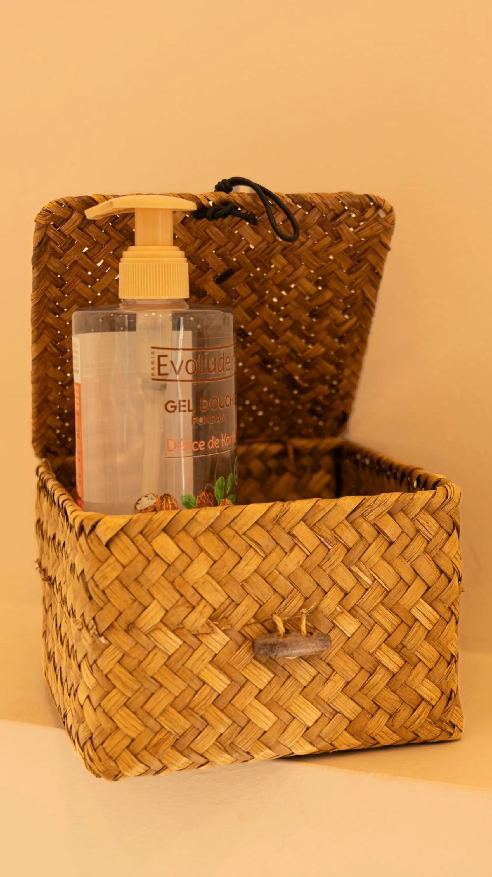 Decorative detail in Effets Personnels