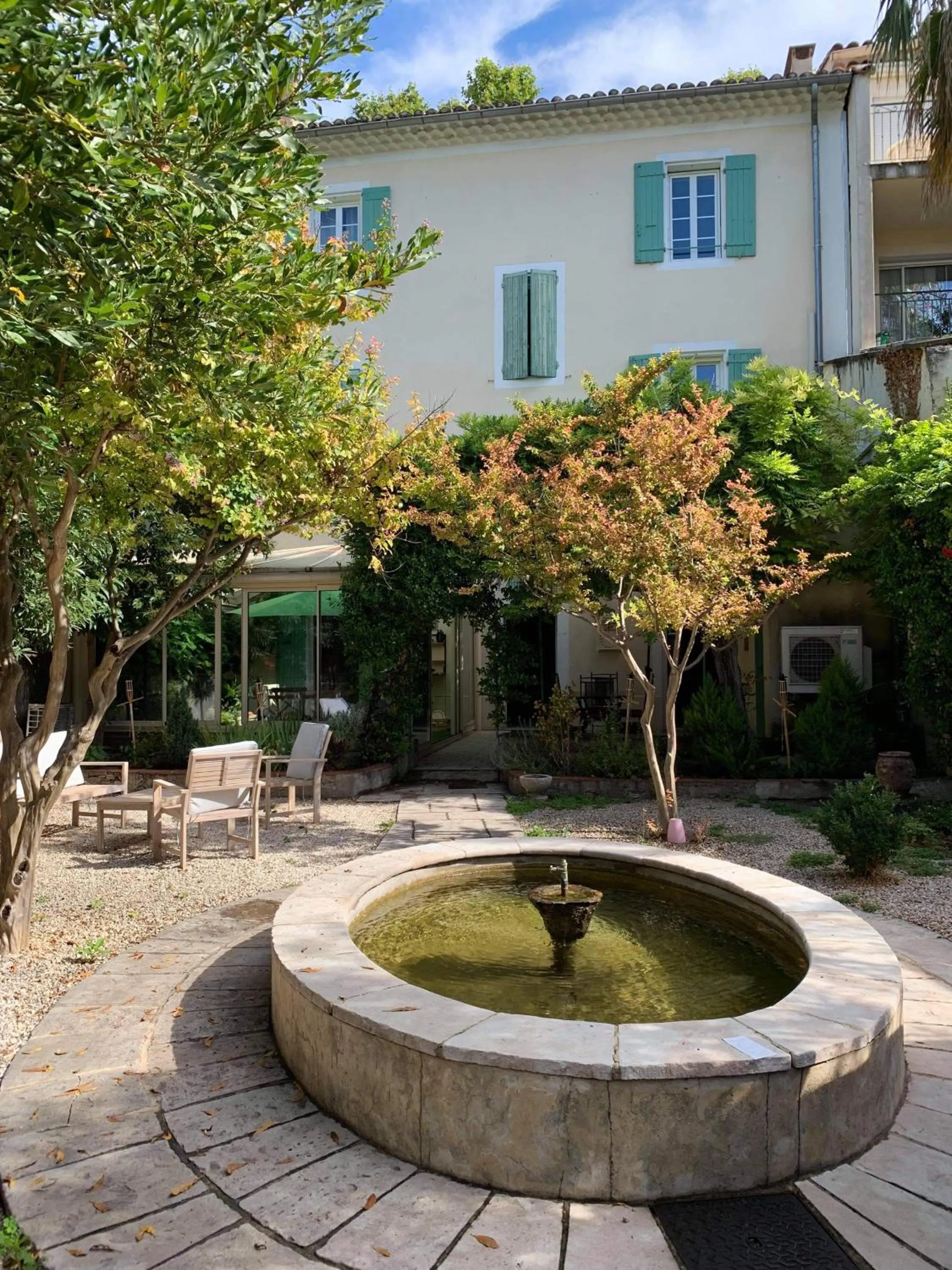 Patio in Effets Personnels