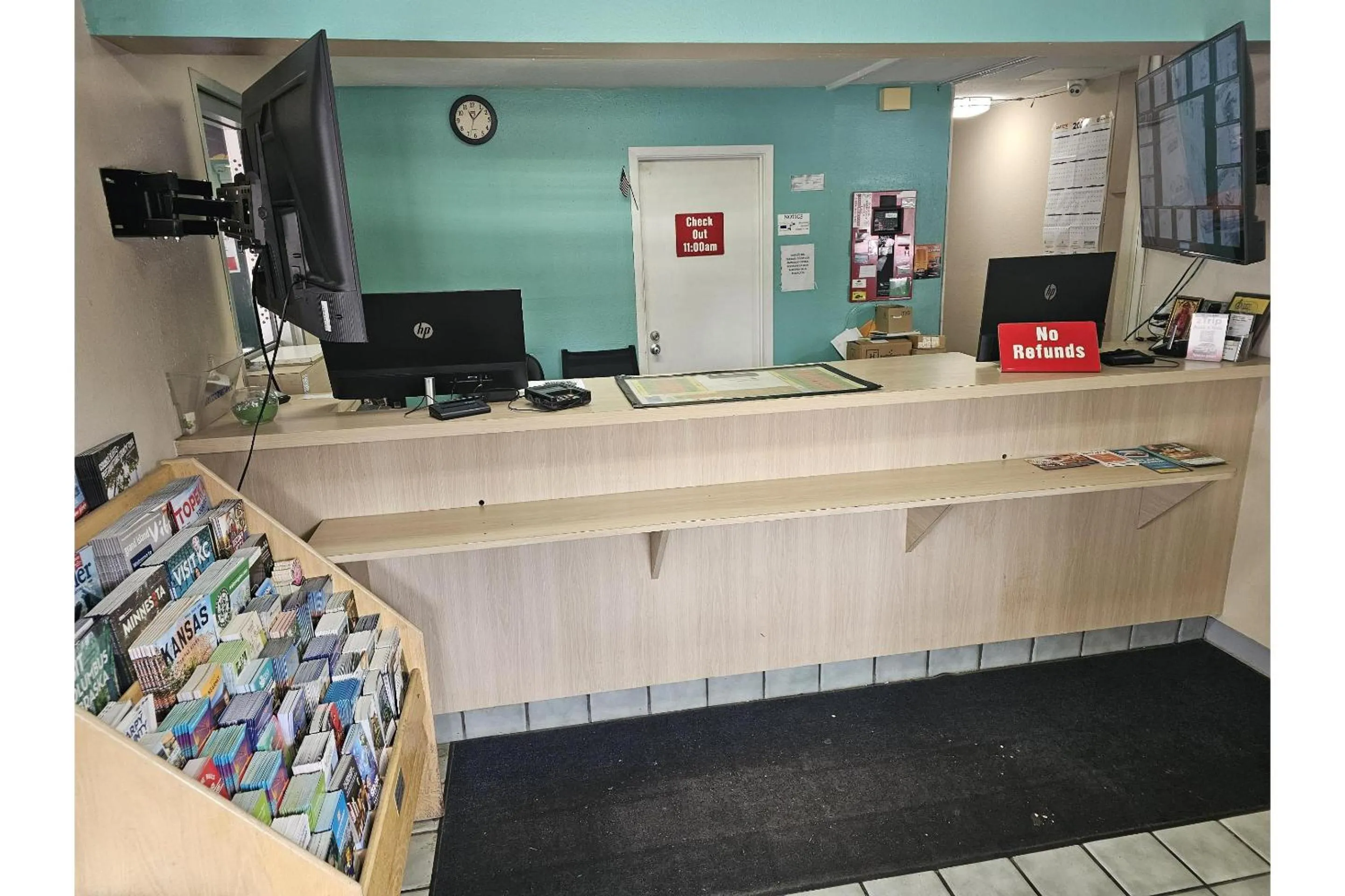 Lobby or reception in Travel Inn By OYO Omaha