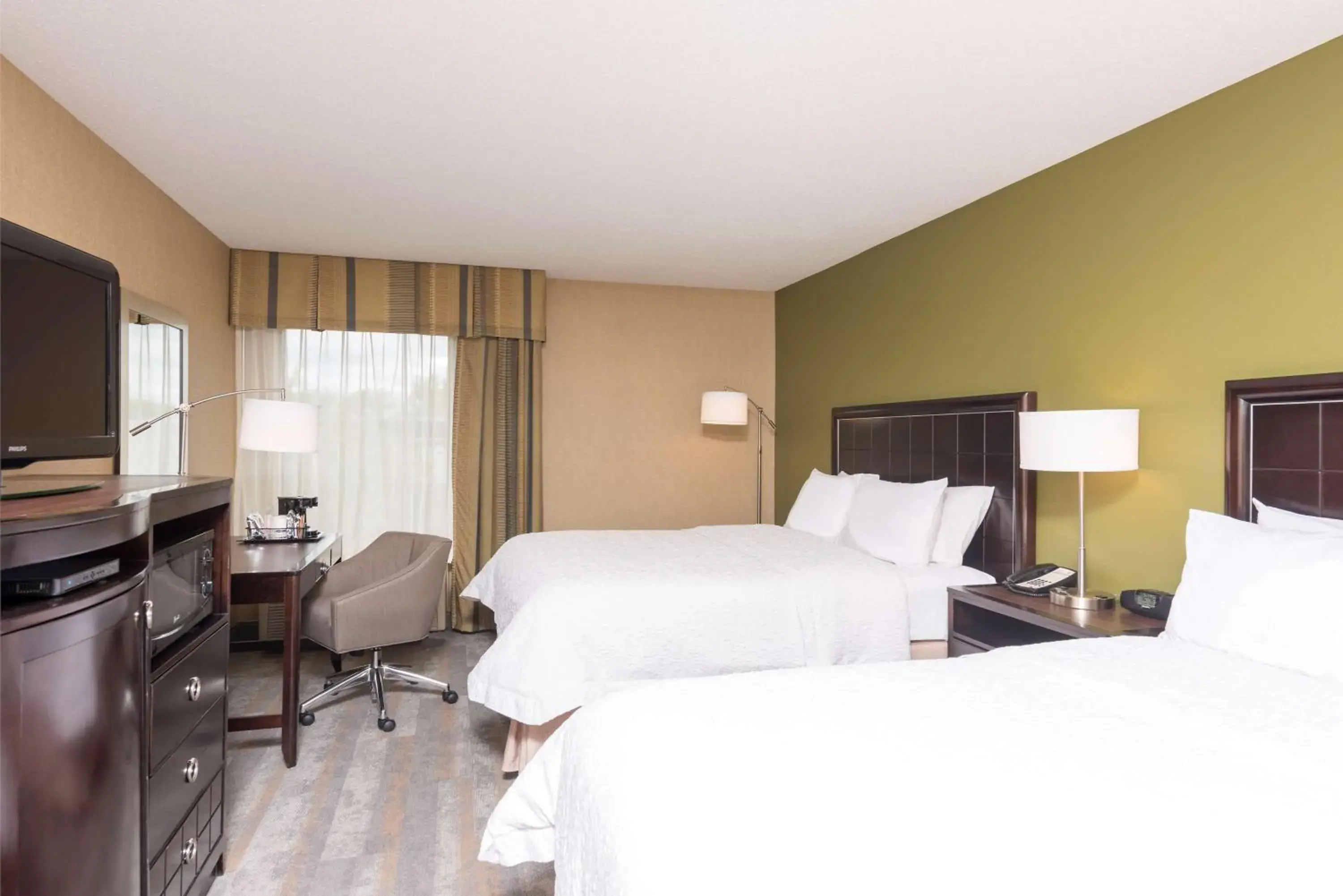 Bedroom, Bed in Hampton Inn Port Huron Bedroom, Bed in Hampton Inn Port Huron