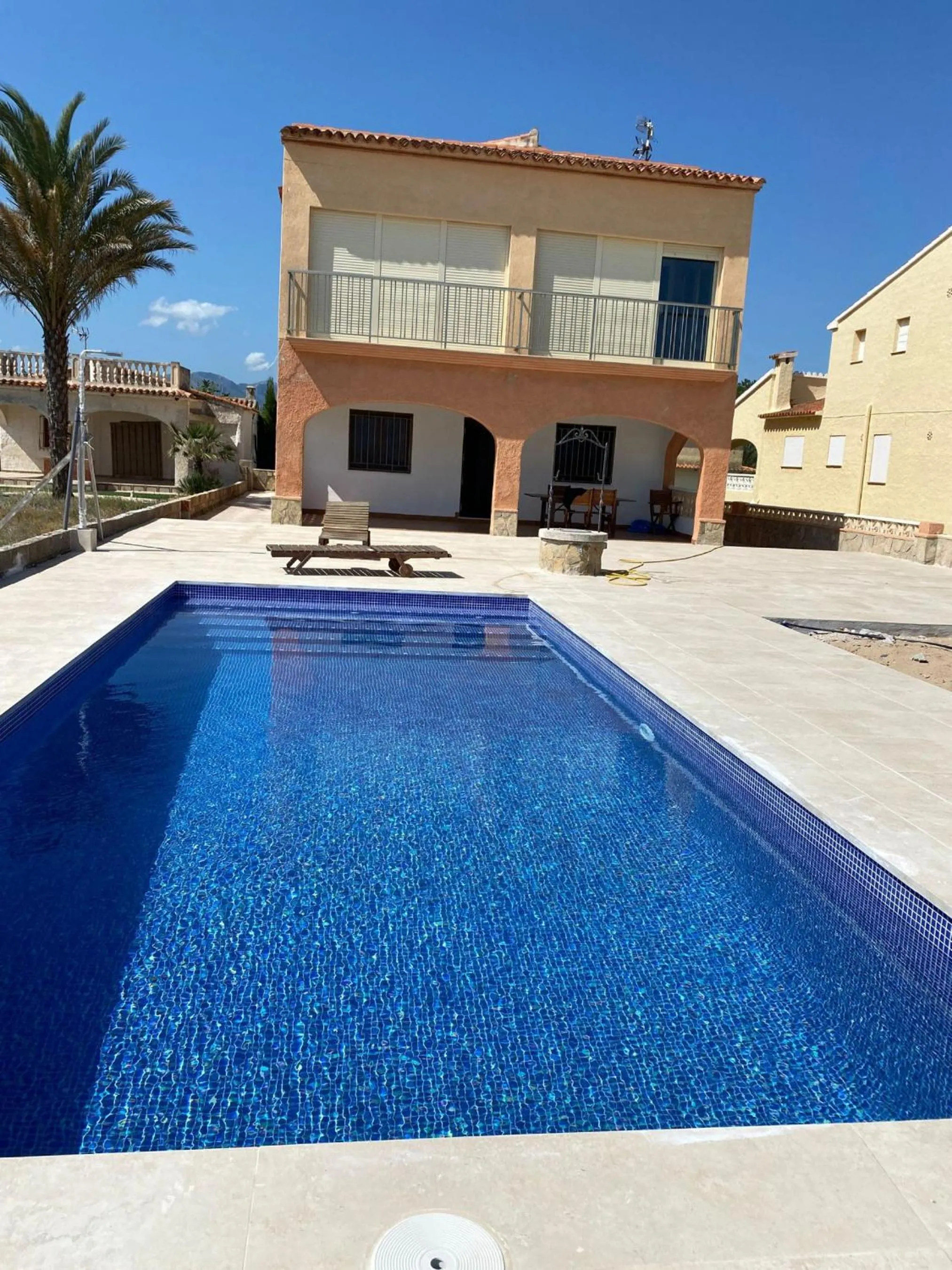 Swimming pool in Llebeig 2