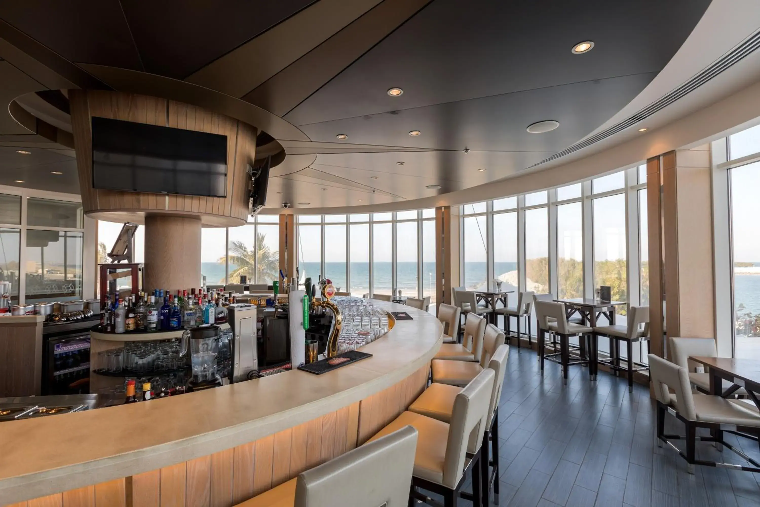 Lounge or bar in Barceló Mussanah Resort, Sultanate of Oman Lounge or bar in Barceló Mussanah Resort, Sultanate of Oman