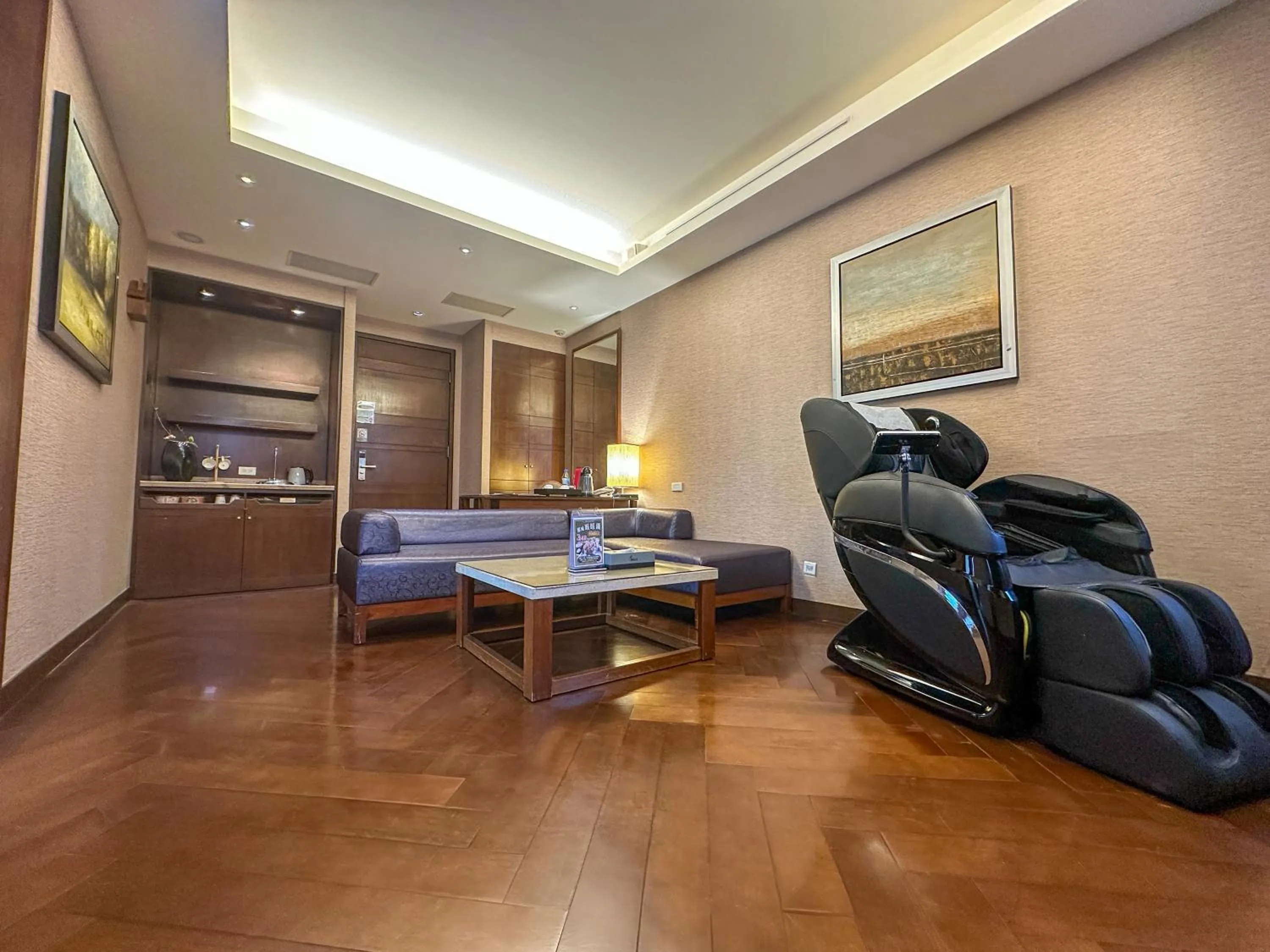 Photo of the whole room in Norway Forest Tamsui Motel