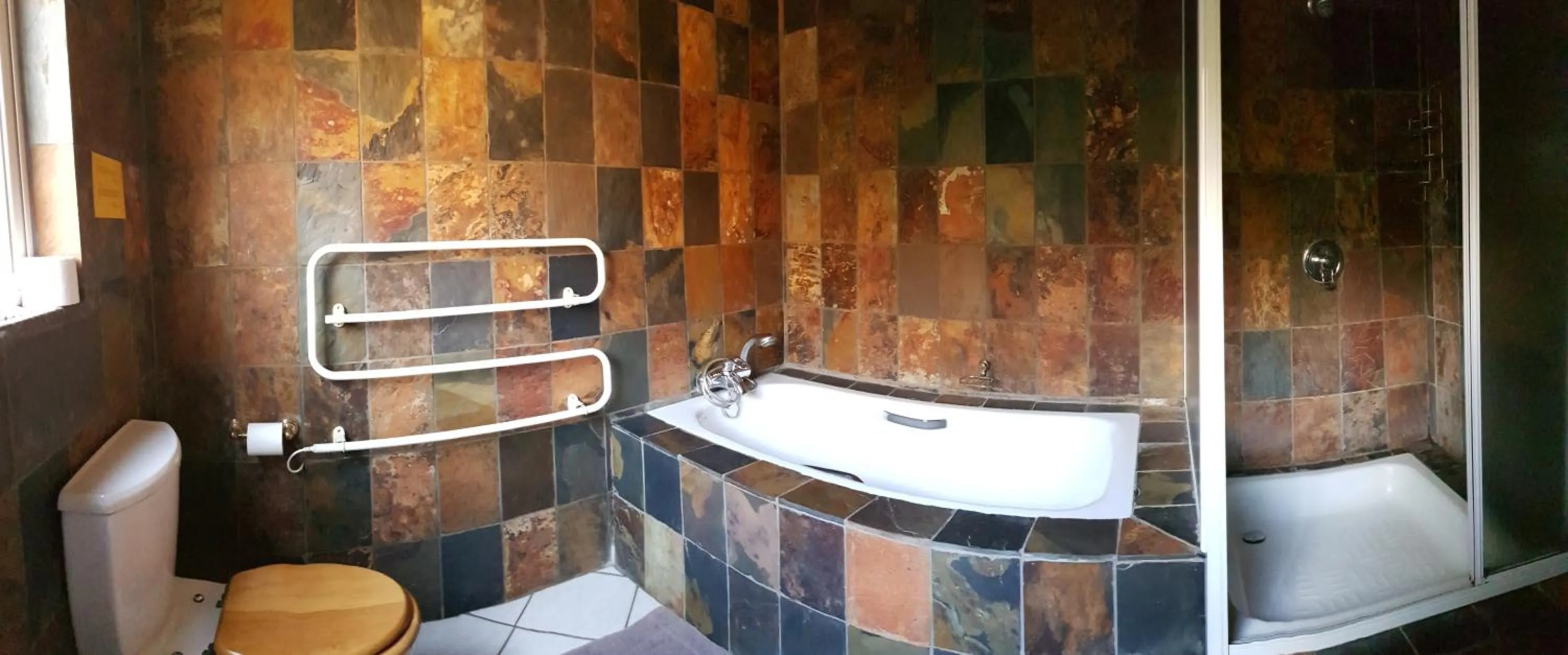Crocodile Lodge cc