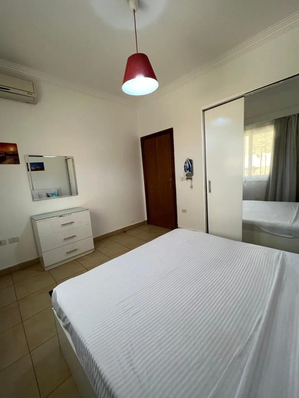 Bed in Lilly Apartments