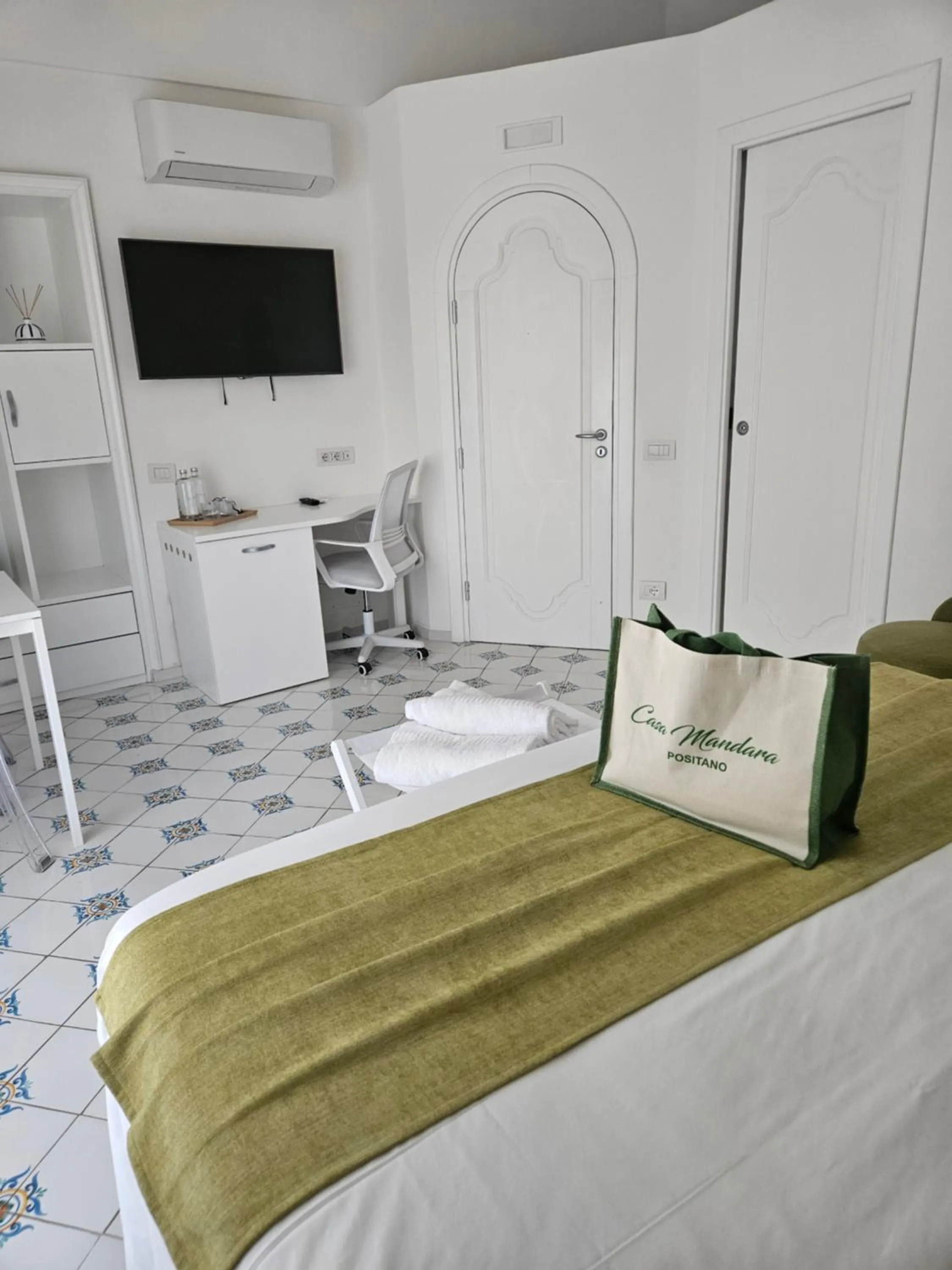 Bed in Casa Mandara B&B