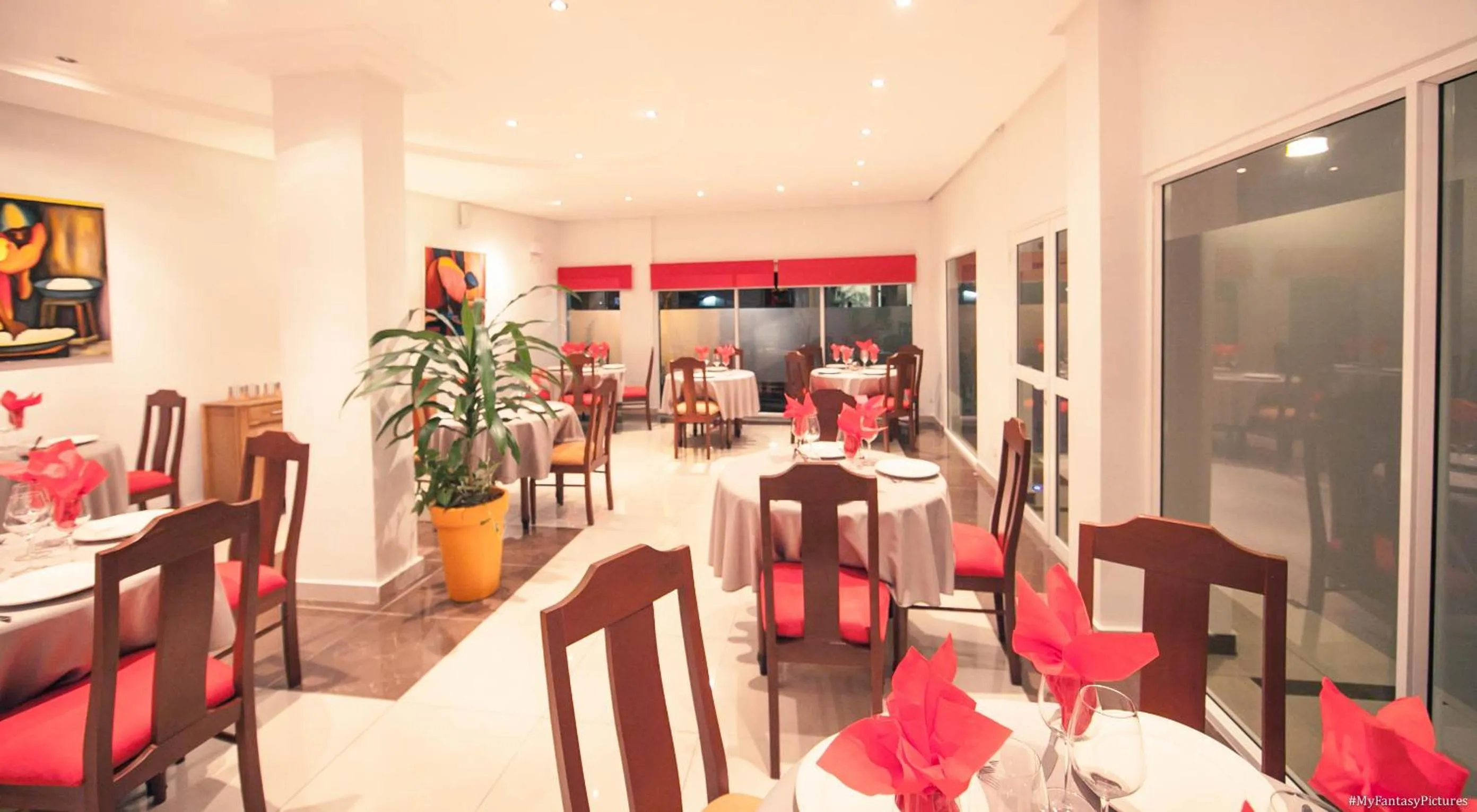 Restaurant/places to eat in Hotel Adagio