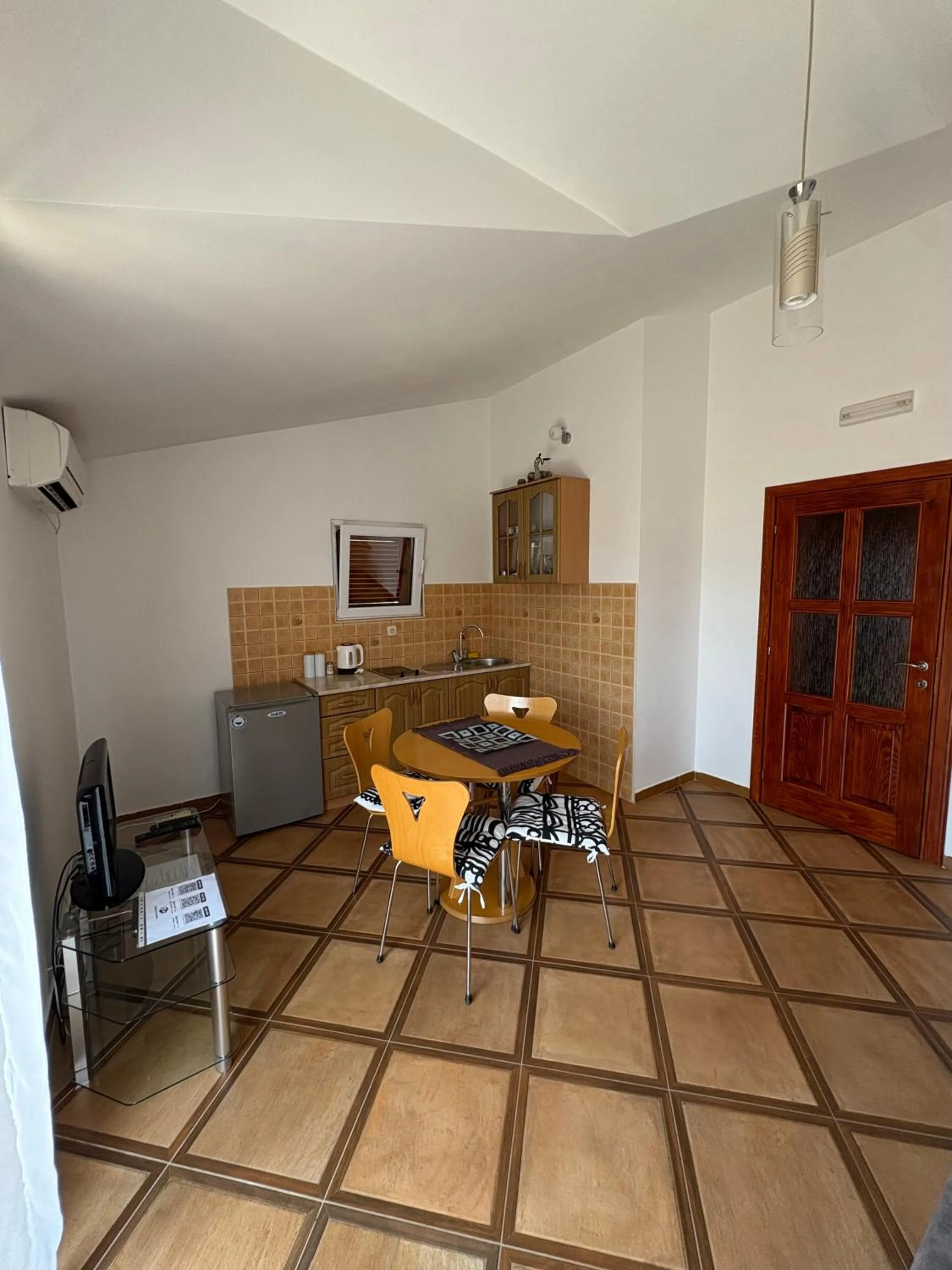 Apartments Ćuković