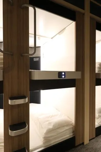 Cabin & Capsule Hotel J-SHIP Osaka Namba