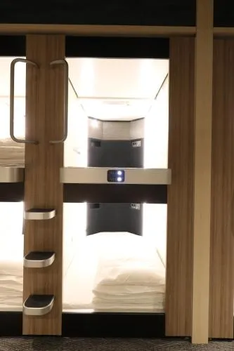 Cabin & Capsule Hotel J-SHIP Osaka Namba