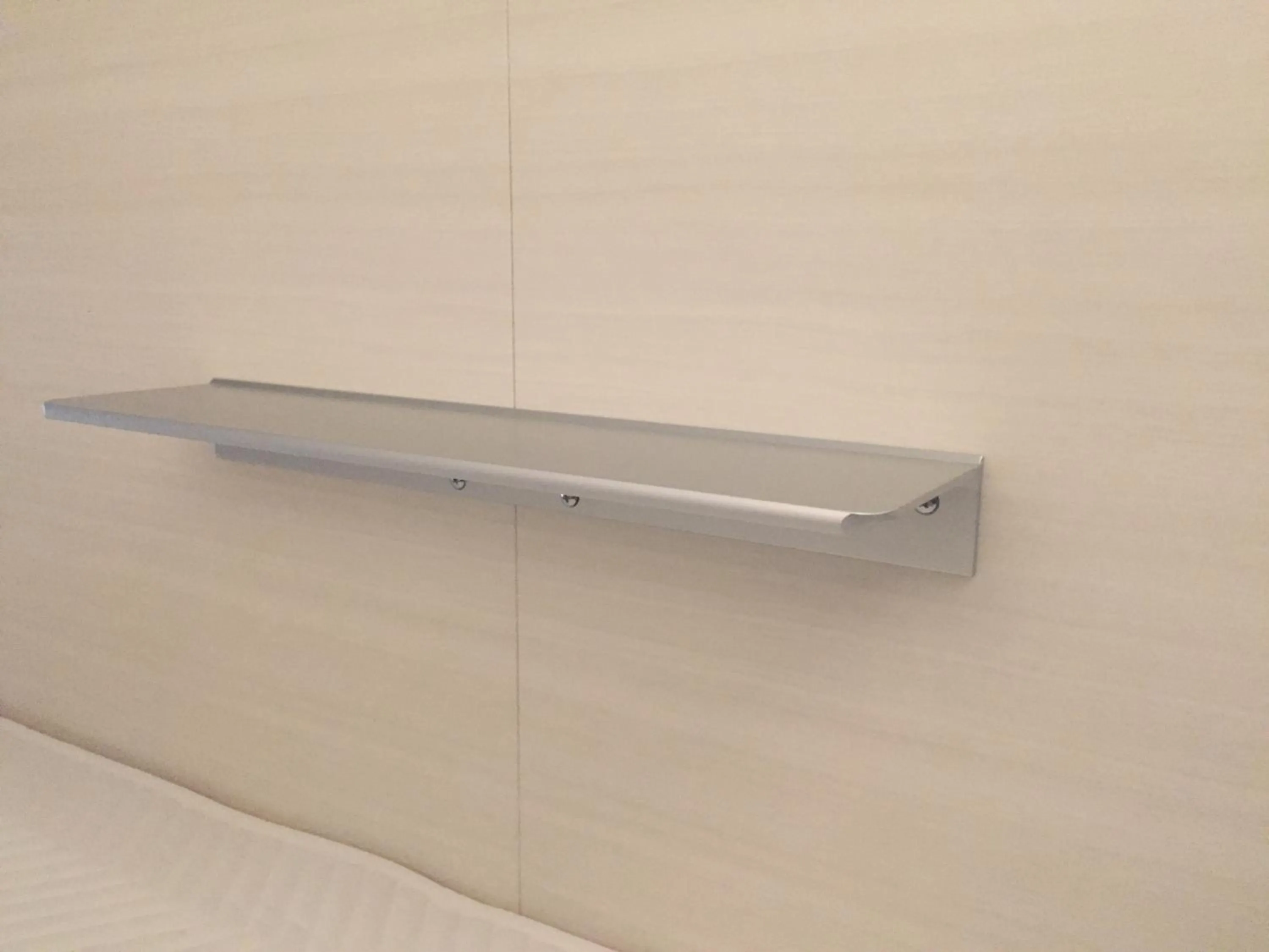 Bed in Cabin & Capsule Hotel J-SHIP Osaka Namba