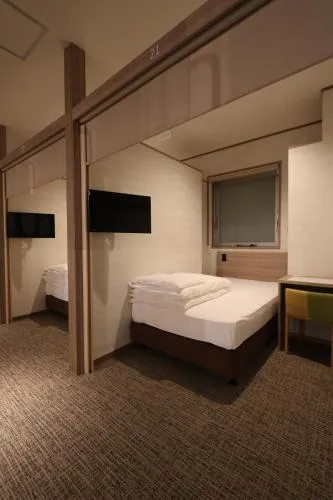 Cabin & Capsule Hotel J-SHIP Osaka Namba