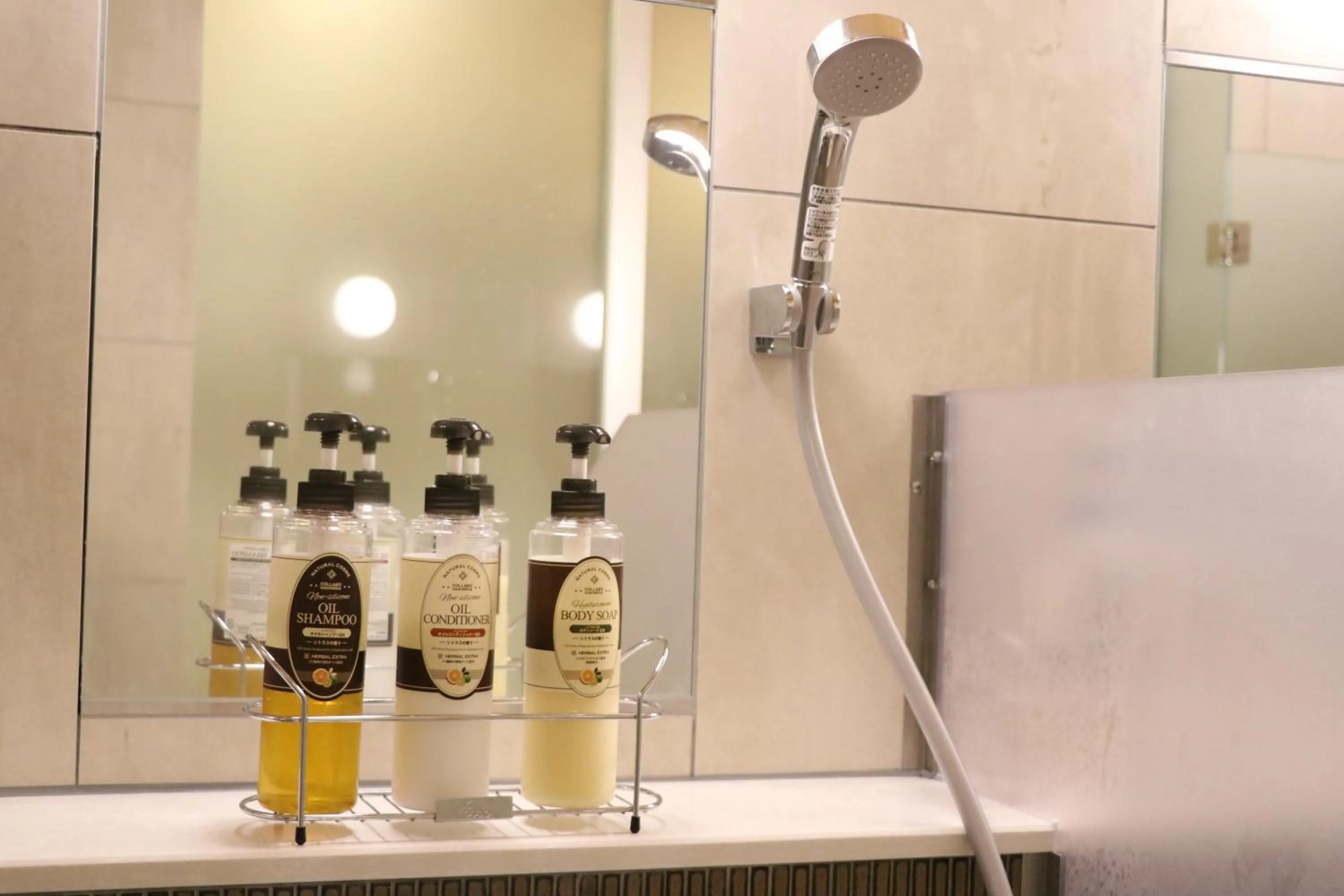 Bathroom in Cabin & Capsule Hotel J-SHIP Osaka Namba