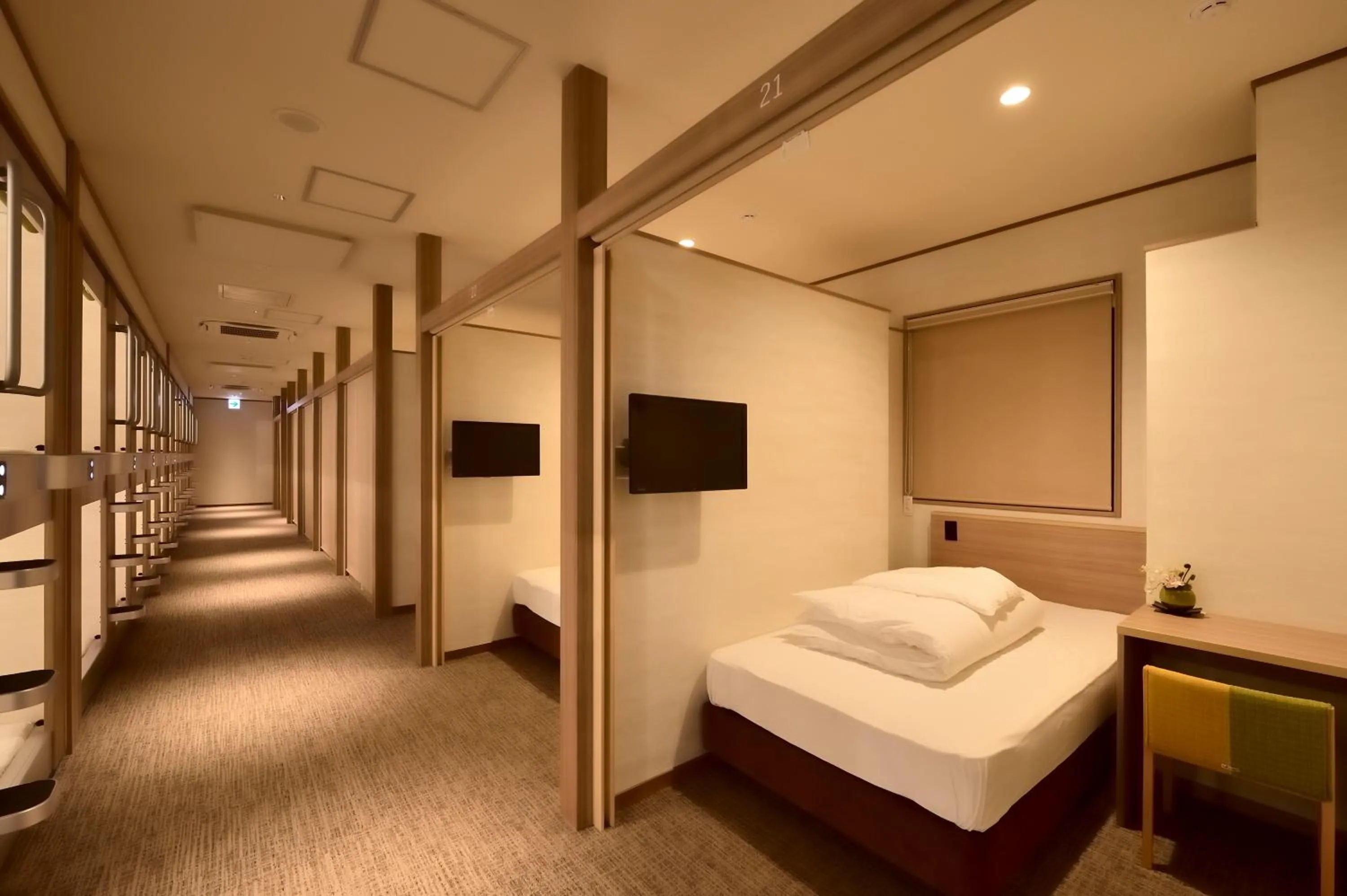 Photo of the whole room, Bed in Cabin & Capsule Hotel J-SHIP Osaka Namba
