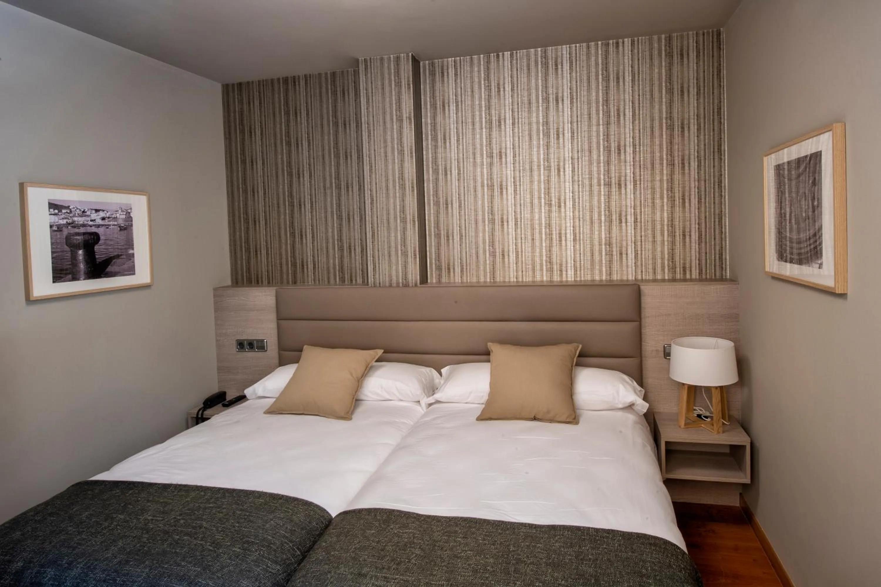 Bedroom, Bed in Hotel VIDA Mar de Laxe