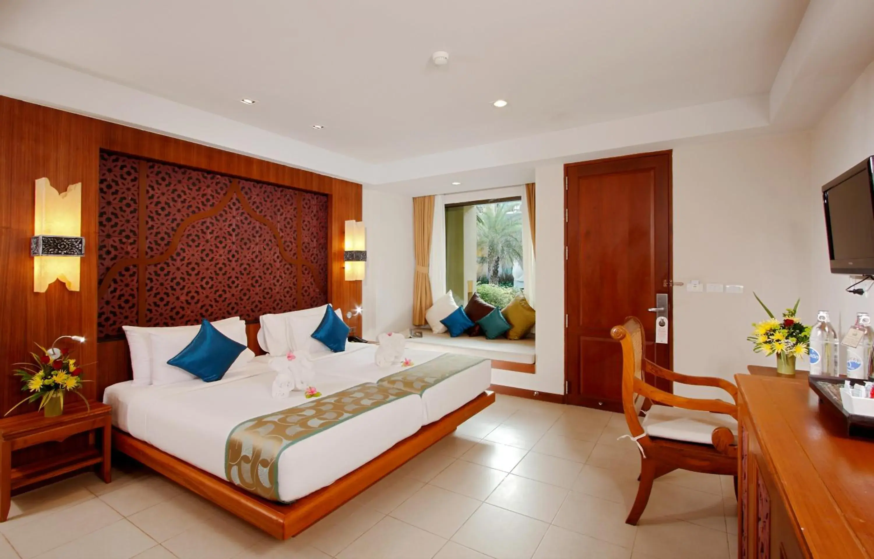 Bed in Rawai Palm Beach Resort - SHA Extra Plus Bed in Rawai Palm Beach Resort - SHA Extra Plus