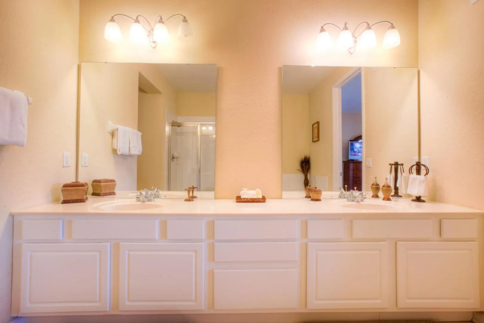 Other in Lovely Third-Floor Vista Cay Resort Condo