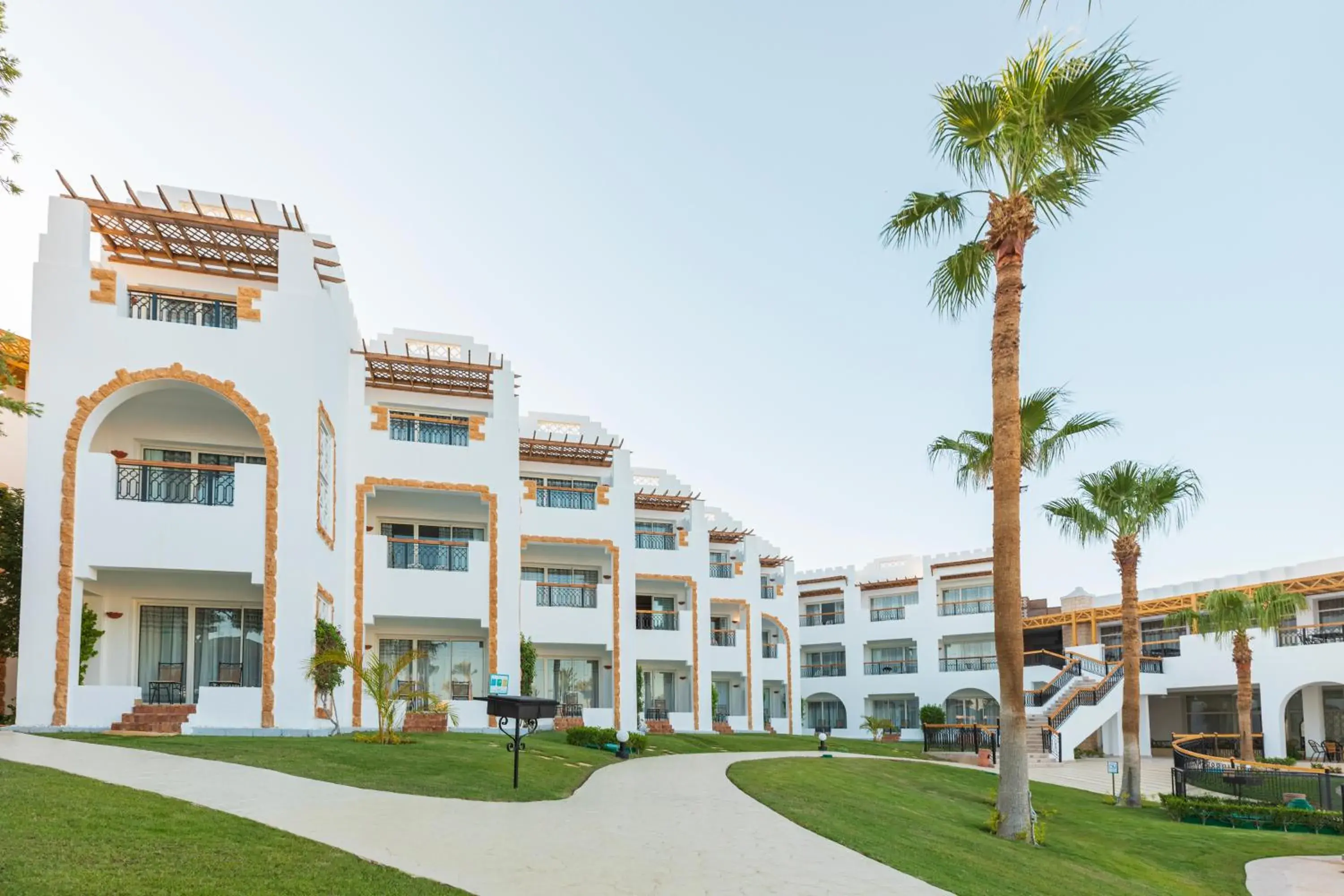 Property building in Sunrise Remal Resort Property building in Sunrise Remal Resort