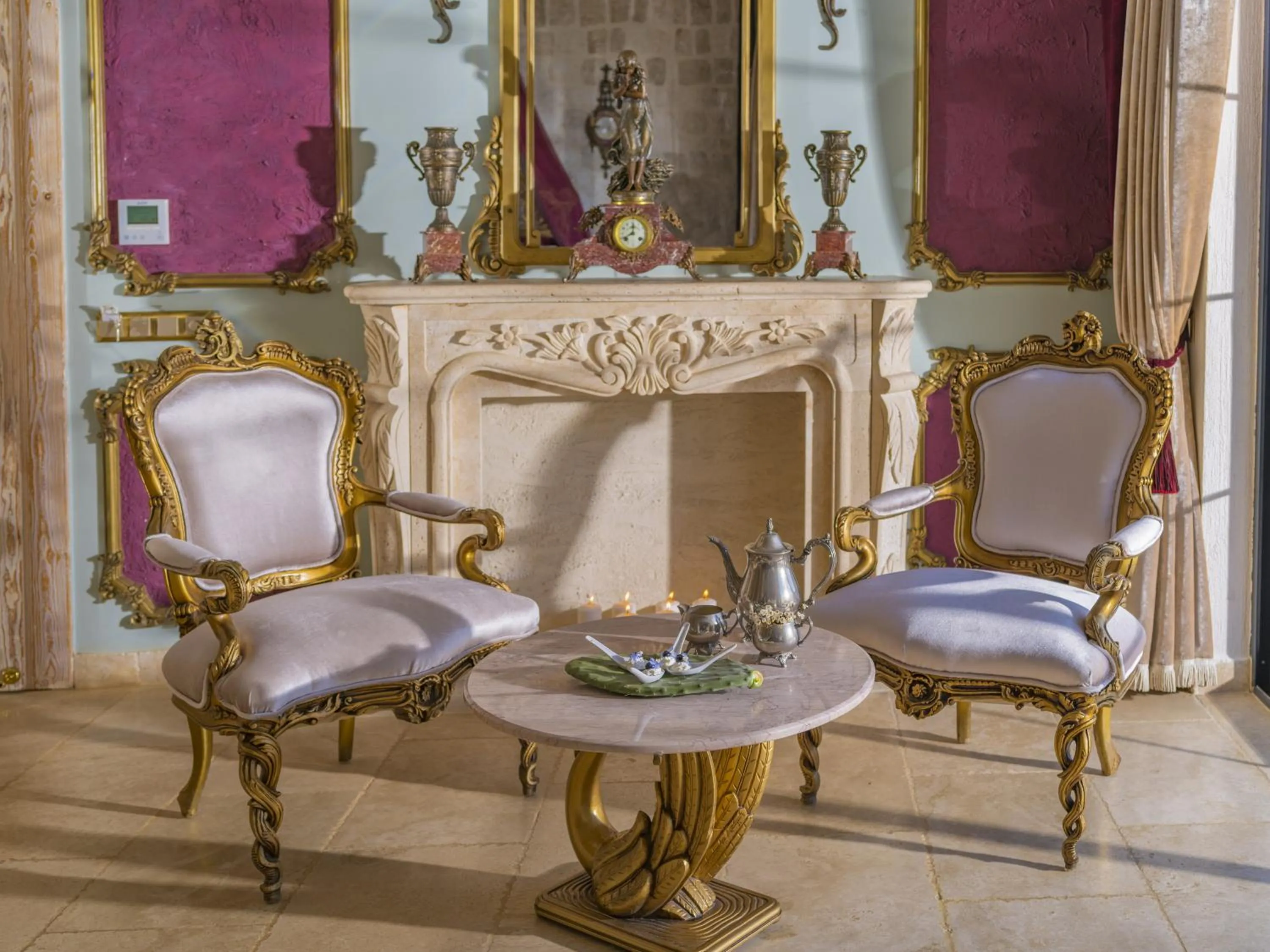 flat iron in Lukka Exclusive Hotel – Adult Only +12