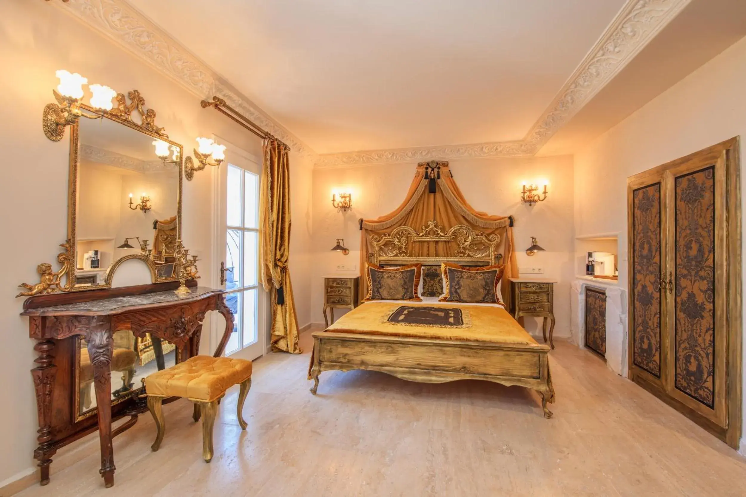 Deluxe Suite in Lukka Exclusive Hotel – Adult Only +12 Deluxe Suite in Lukka Exclusive Hotel – Adult Only +12