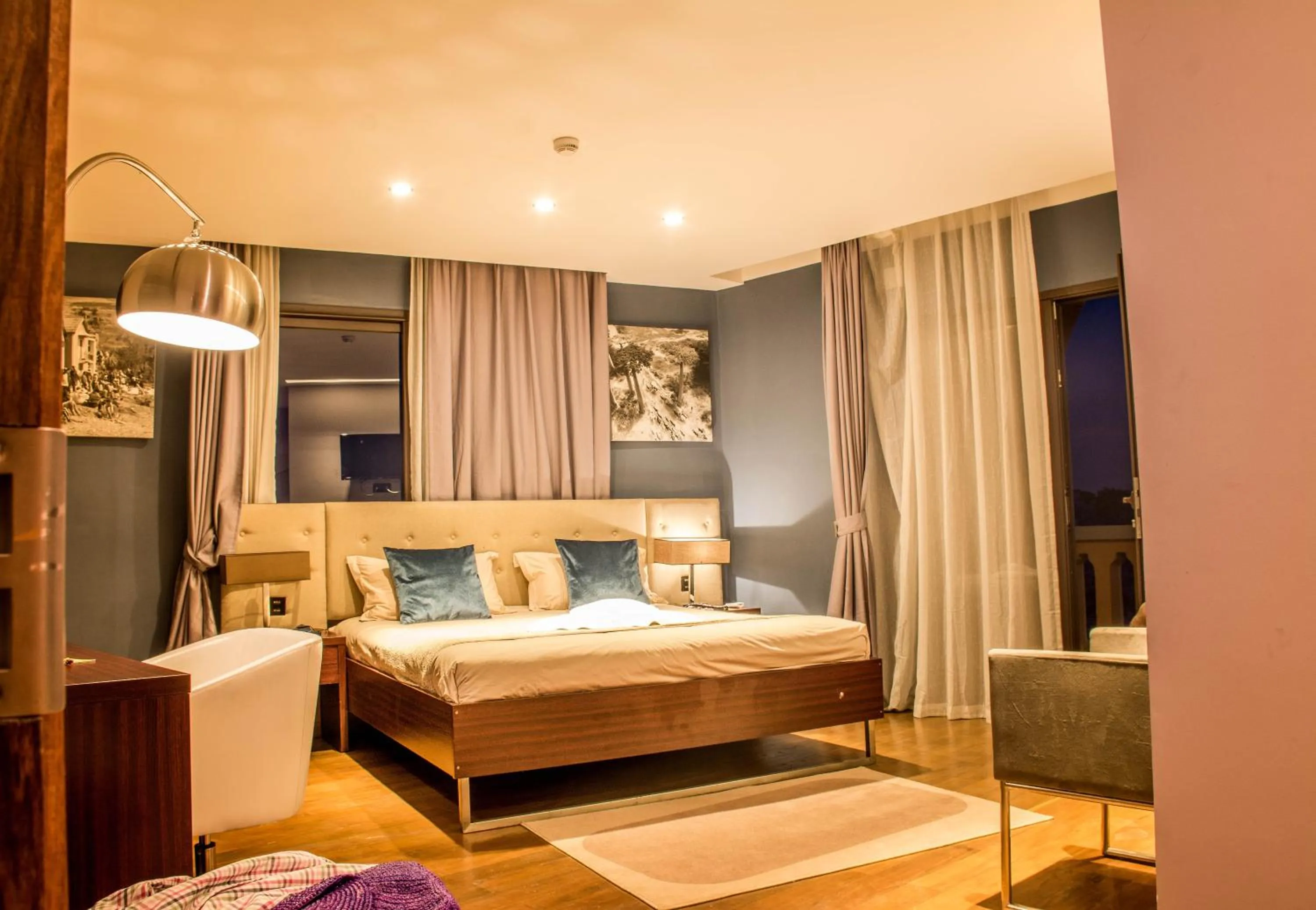 Bed in Havana Resort