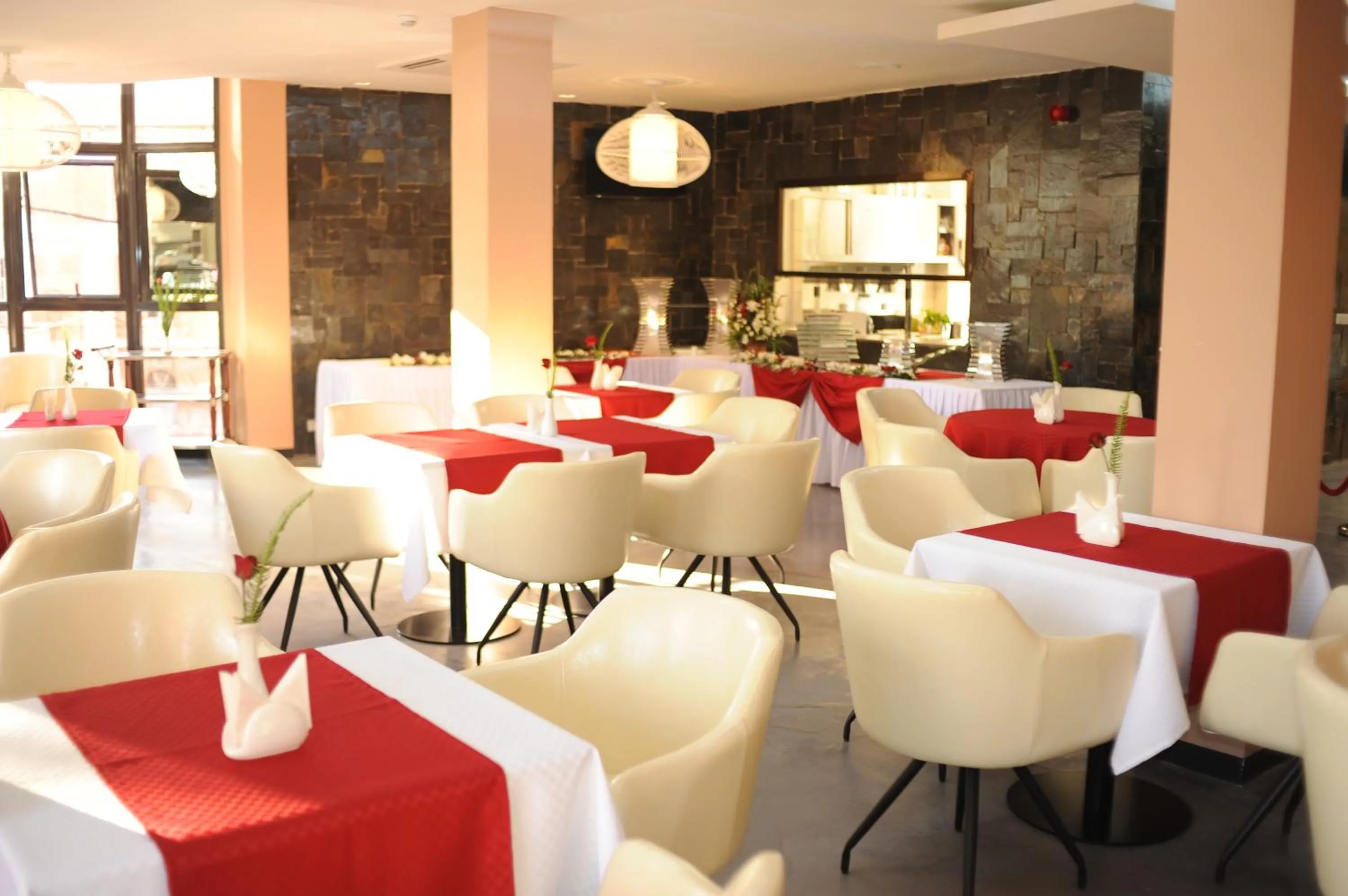 Restaurant/places to eat in Havana Resort