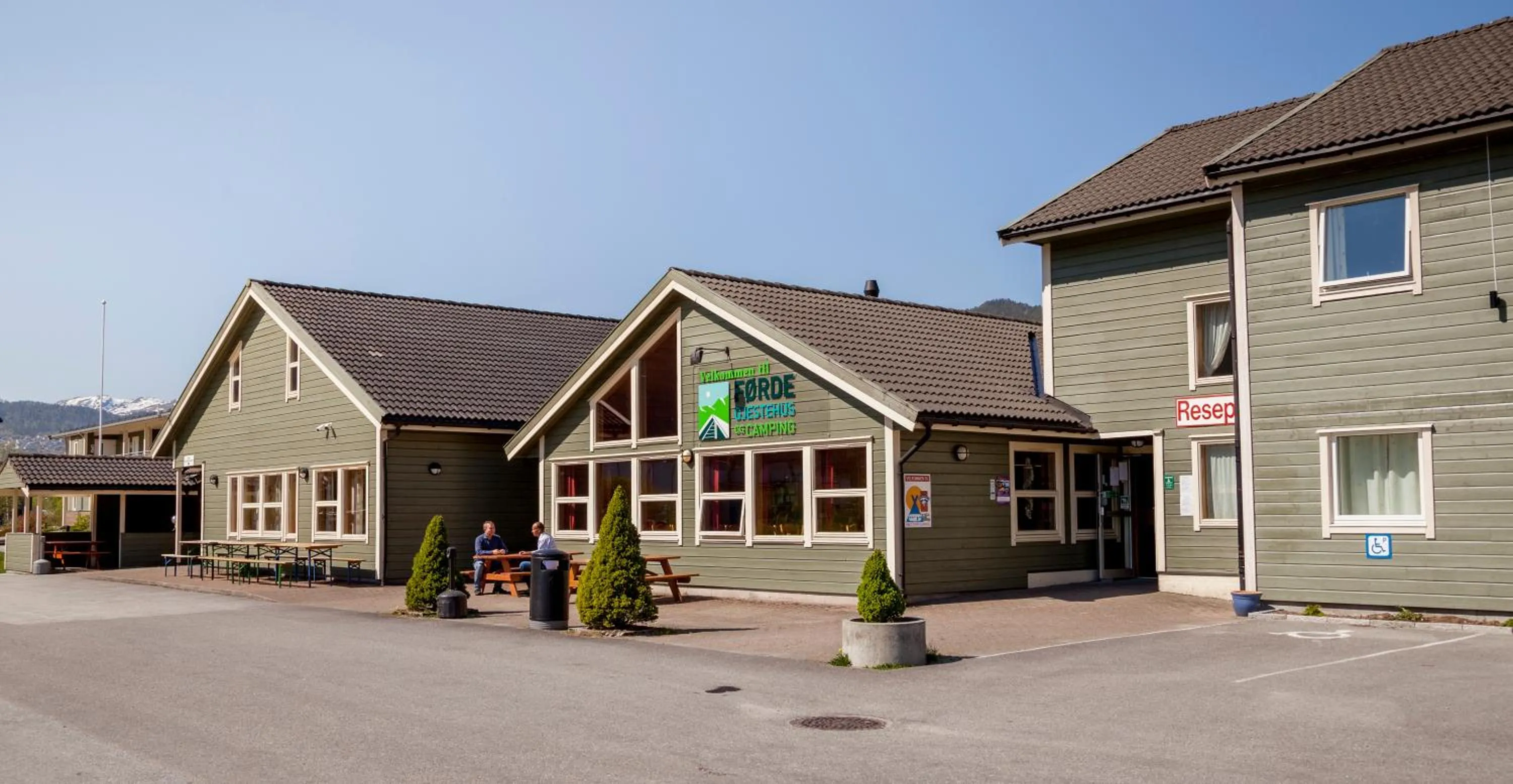 Property building in Førde Gjestehus og Camping