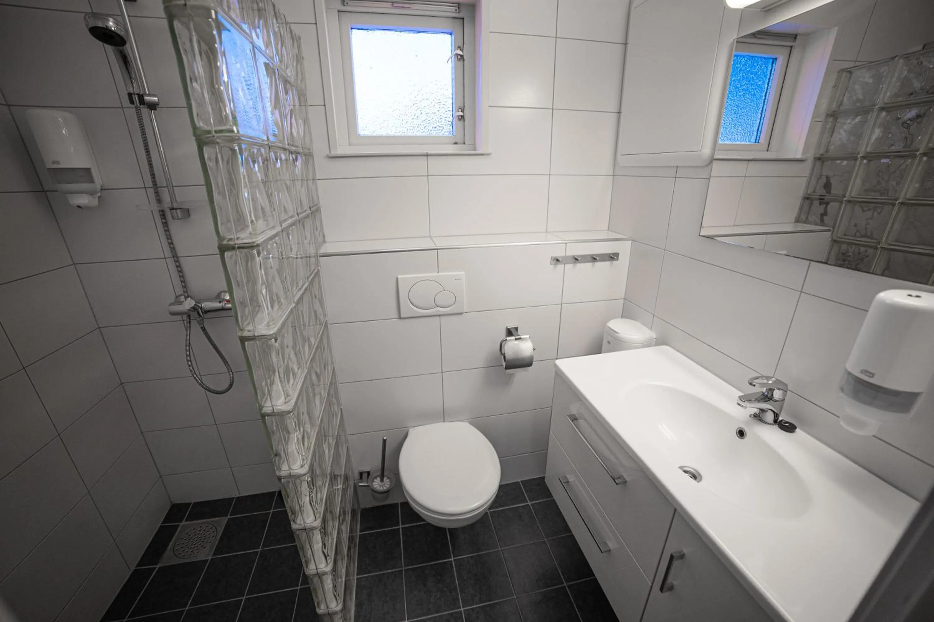 Shower in Førde Gjestehus og Camping