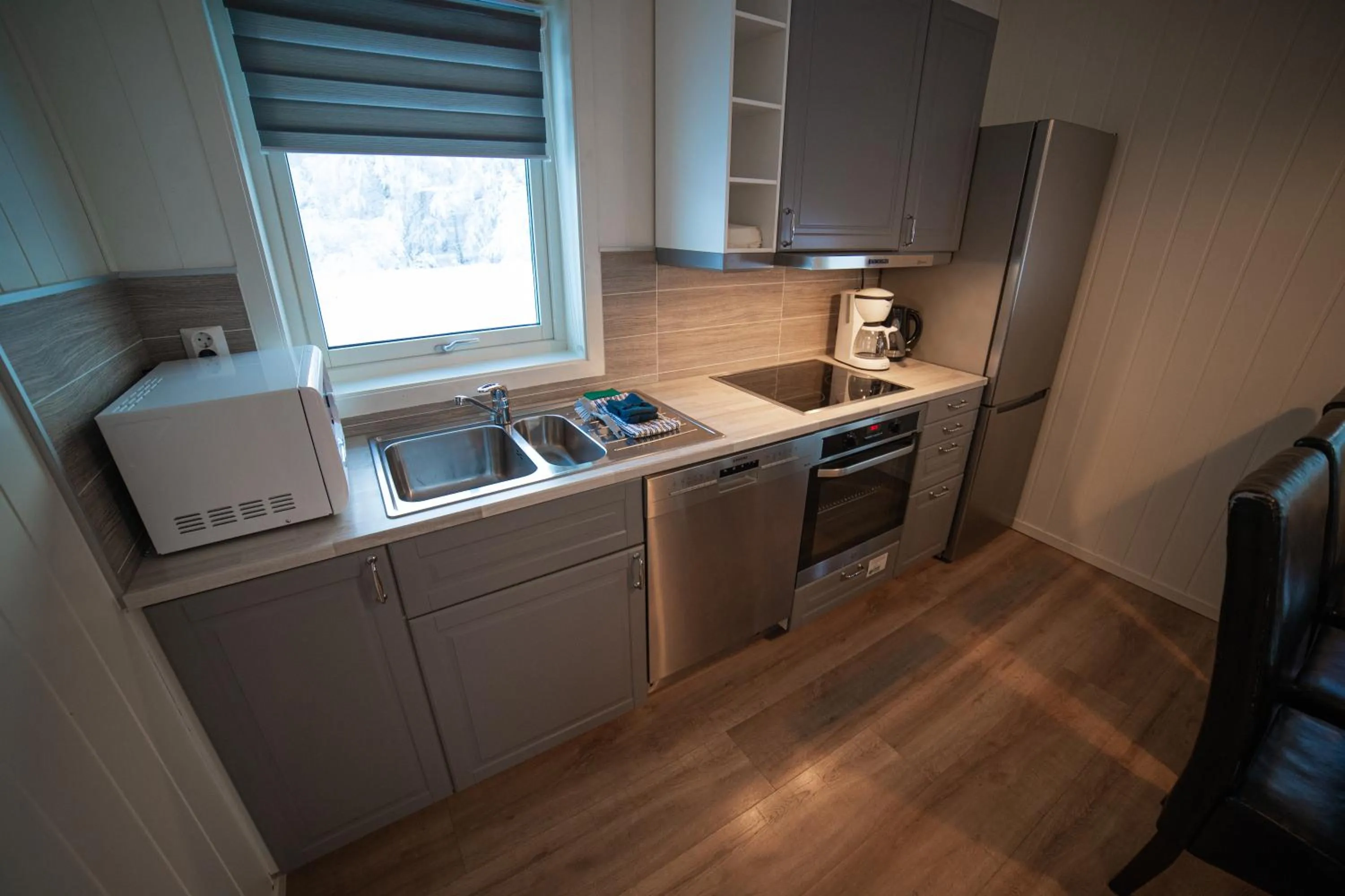 Kitchen or kitchenette in Førde Gjestehus og Camping