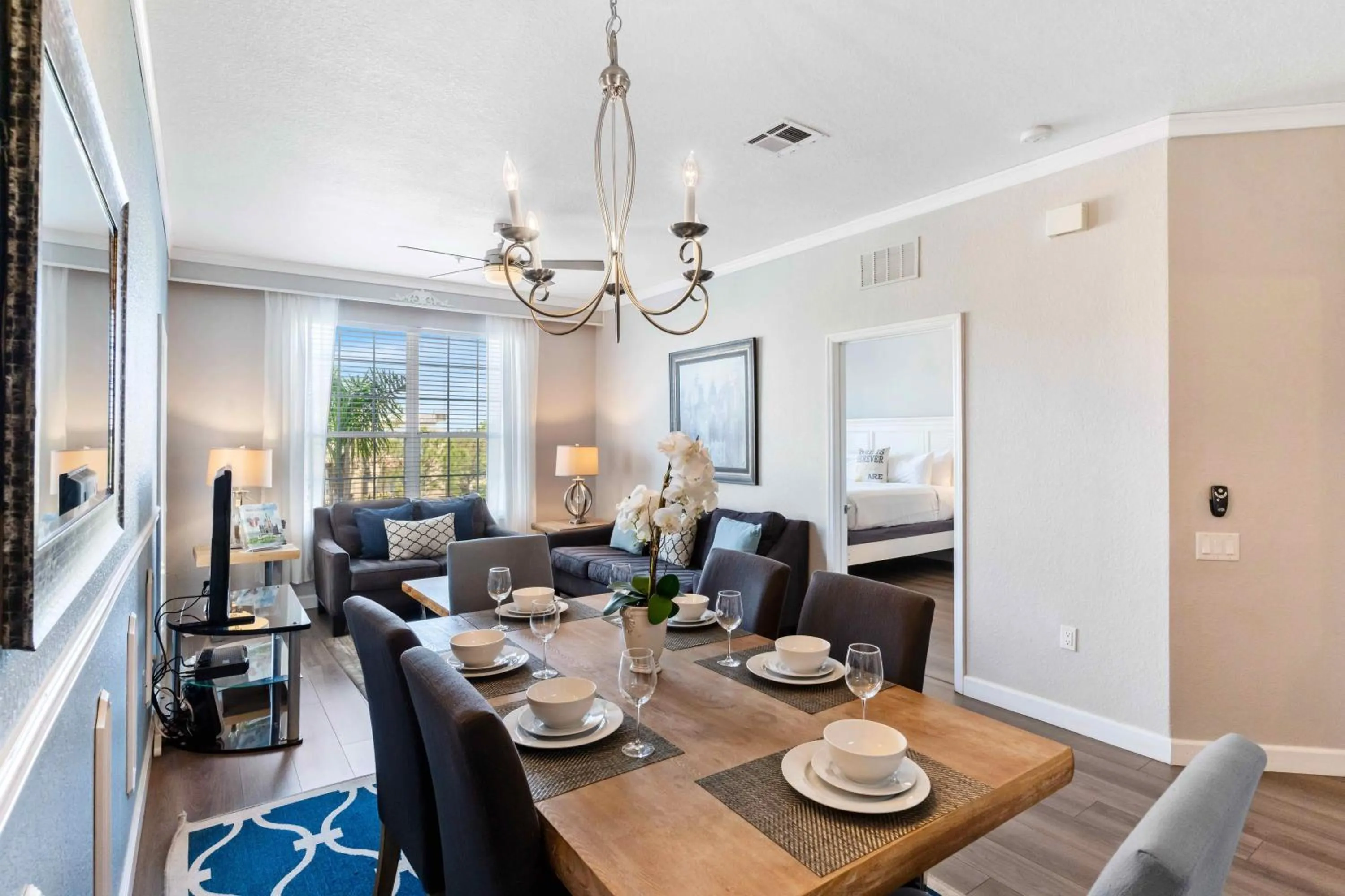 Modern Vista Cay Condo, near Universal Studios