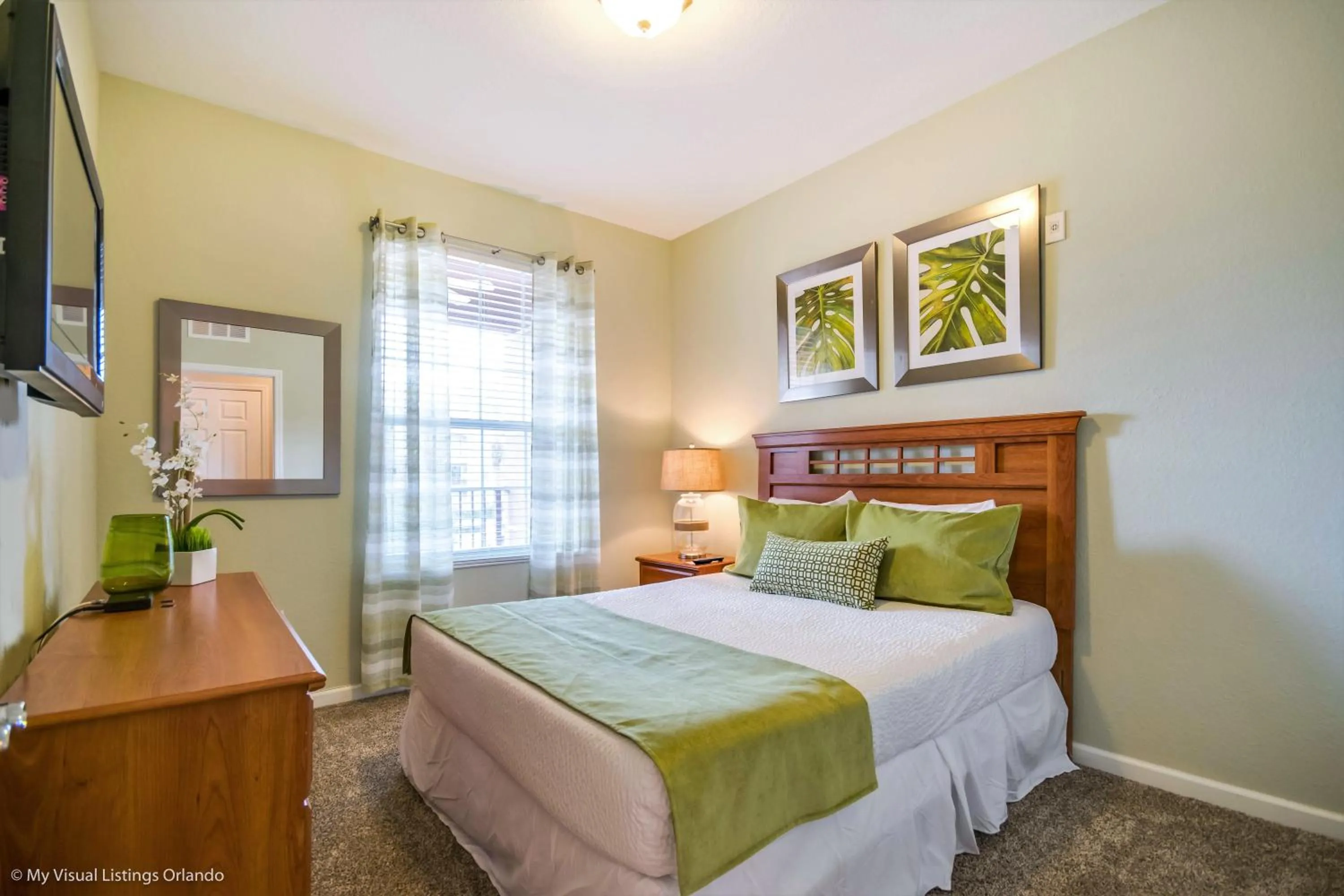 Bed in Spacious Condo Near Convention Ctr & I-Drive, Pool